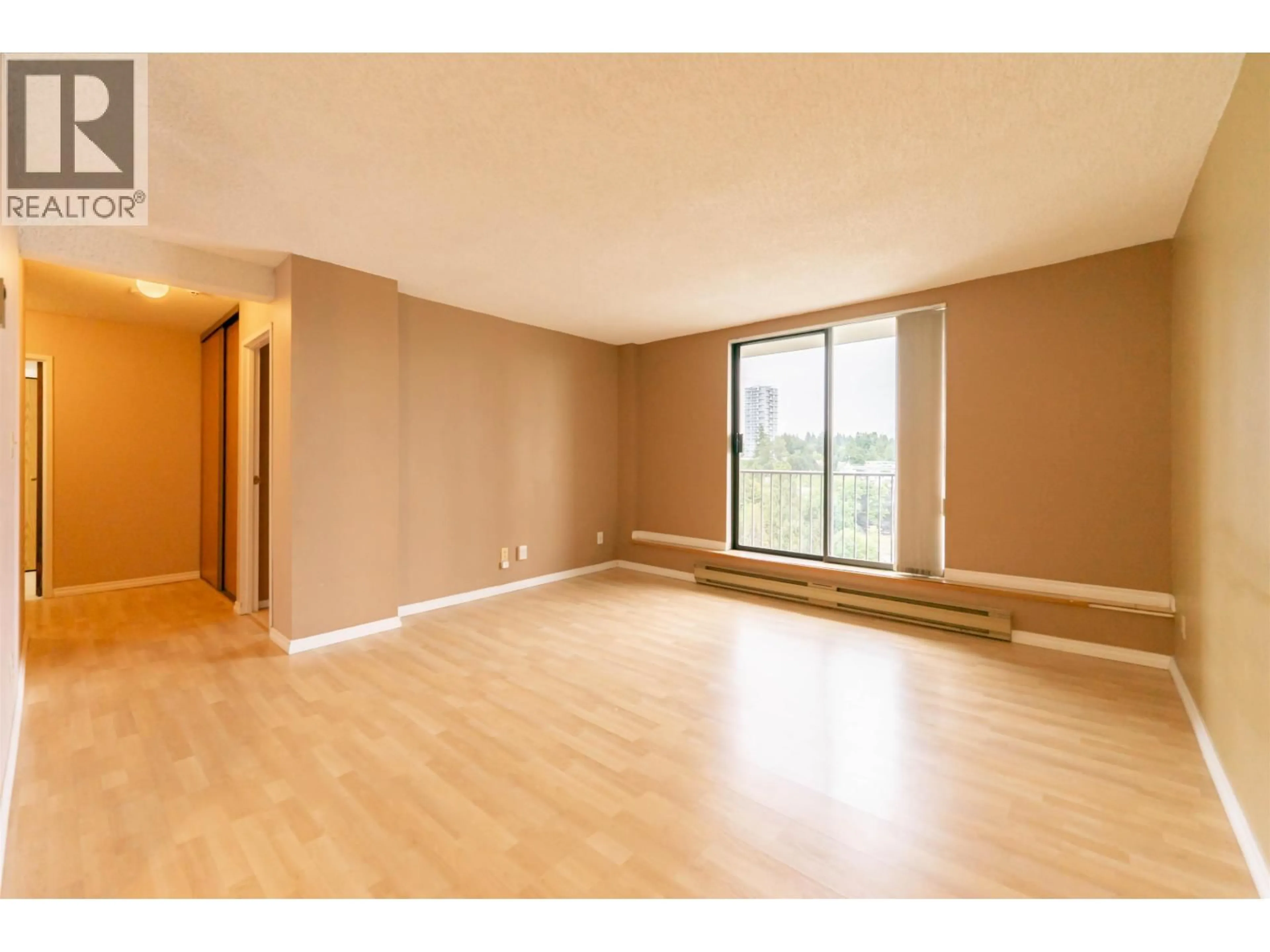 A pic of a room for 1405 - 9595 ERICKSON DRIVE, Burnaby British Columbia V3J7N9