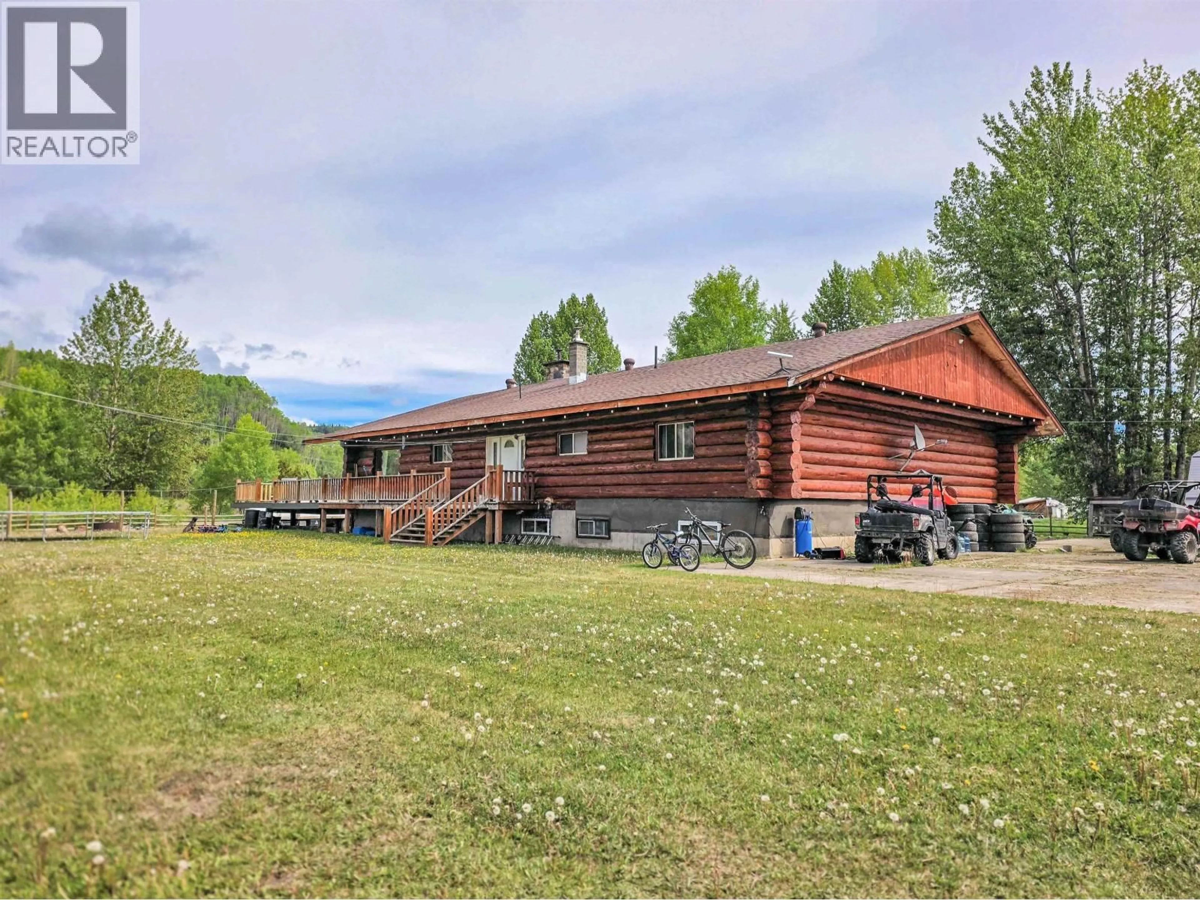 A pic from outside/outdoor area/front of a property/back of a property/a pic from drone, unknown for 10887 BYE ROAD, Houston British Columbia V0J1Z2