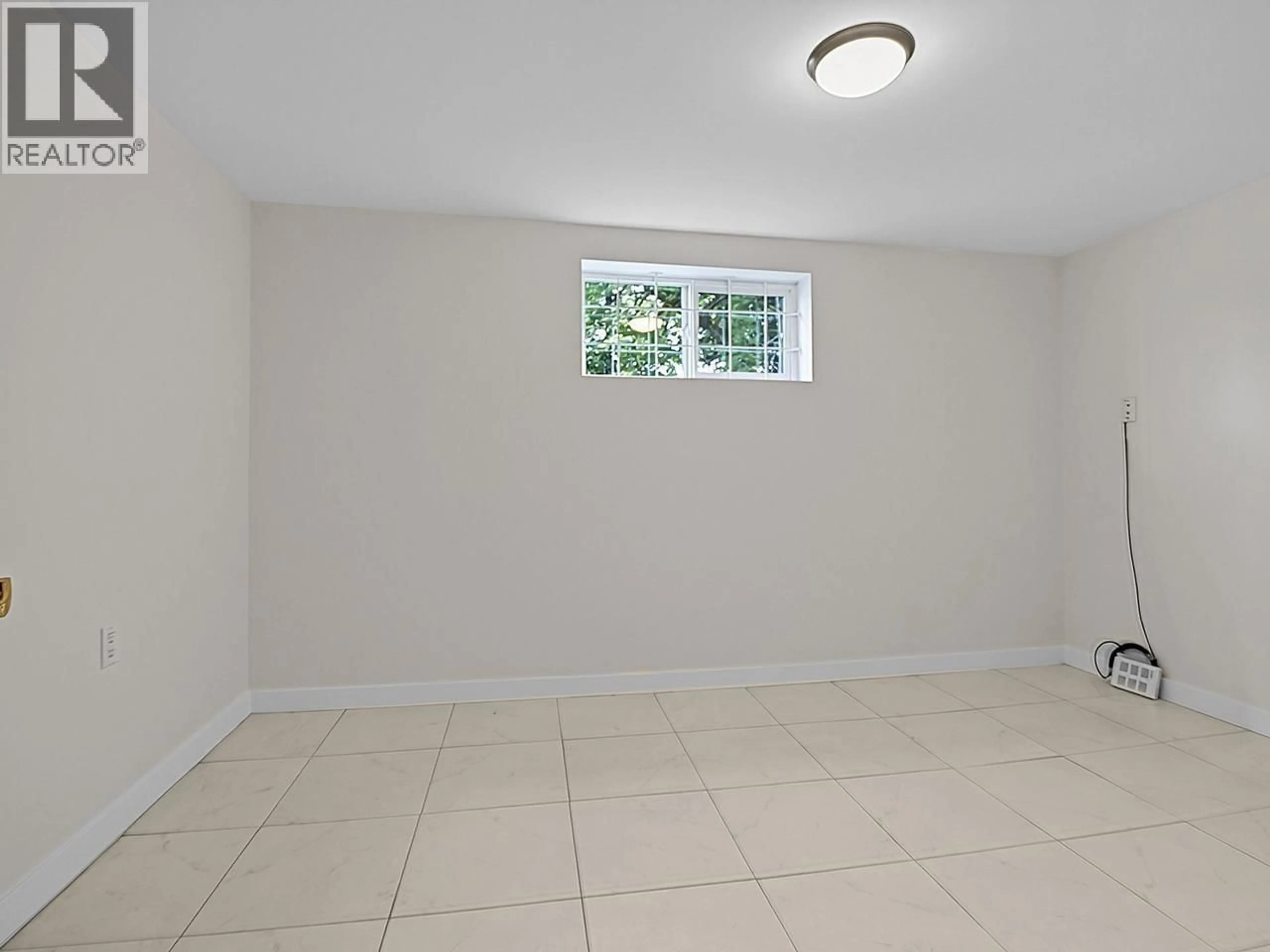 A pic of a room for 2216 41ST AVENUE, Vancouver British Columbia V5P1L6