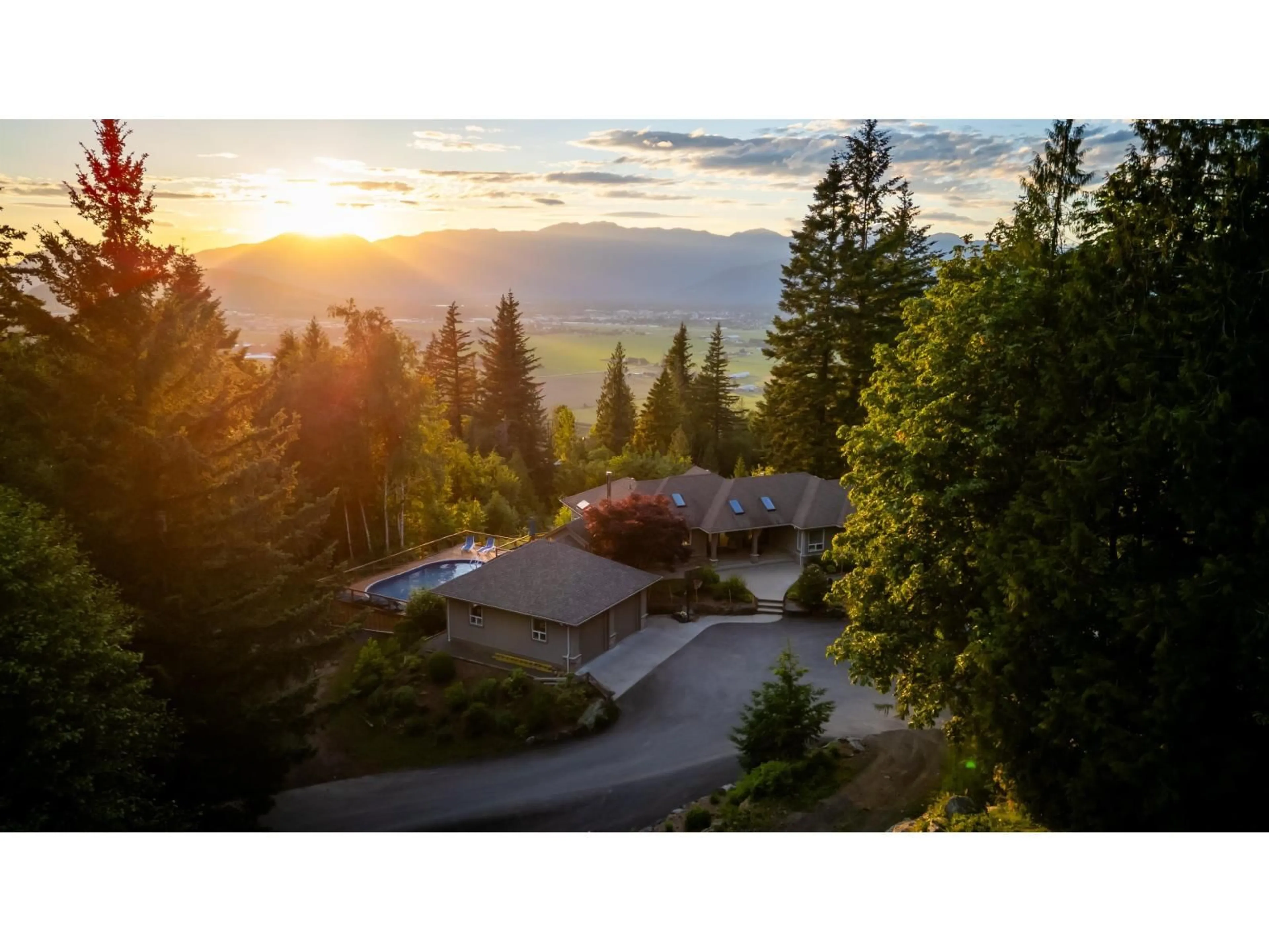 A pic from outside/outdoor area/front of a property/back of a property/a pic from drone, mountain view for 6190 PARSONS ROAD, Chilliwack British Columbia V4Z1A4
