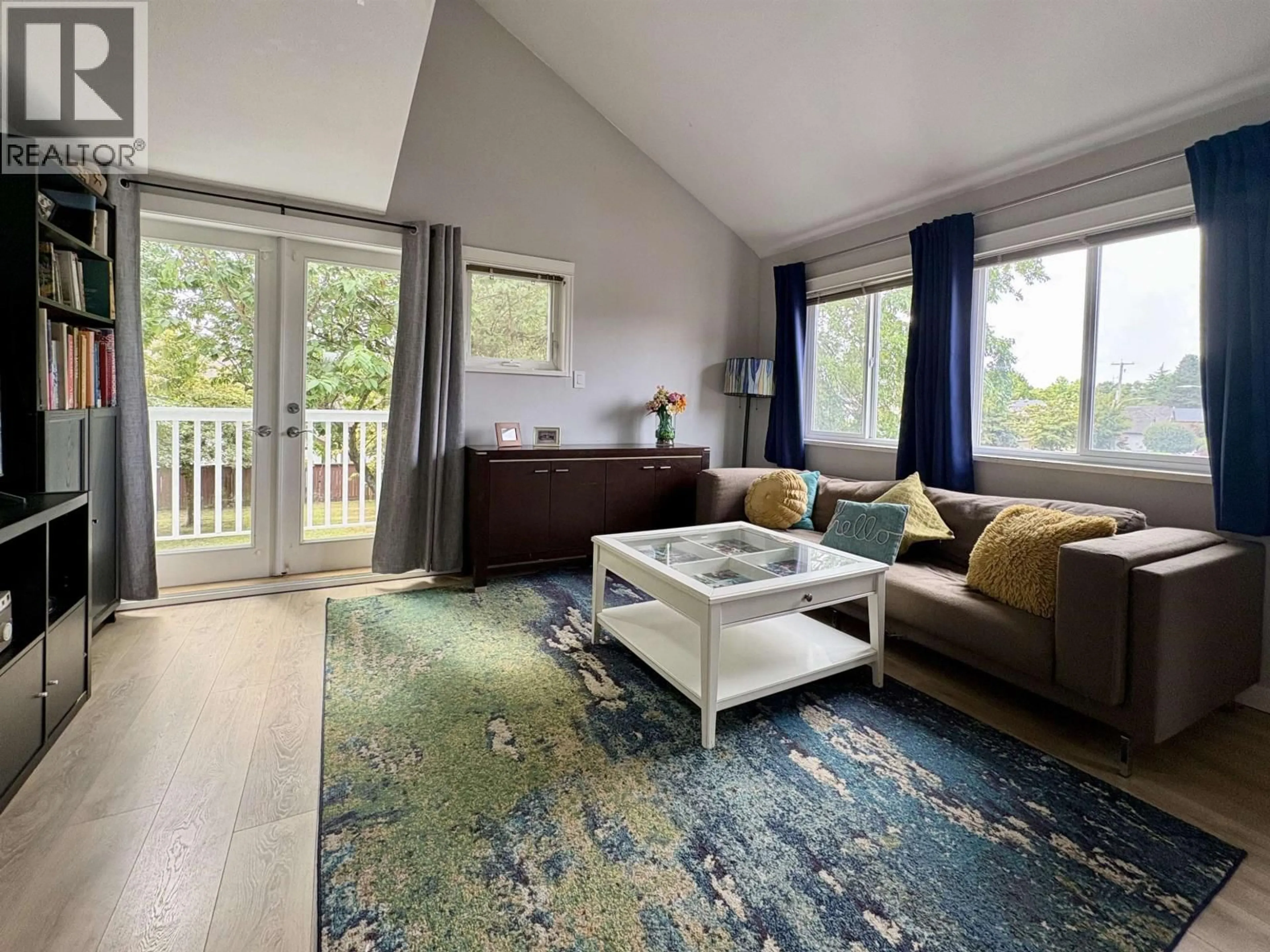 Living room with furniture, unknown for 2 - 6360 LYNAS LANE, Richmond British Columbia V7C5C9