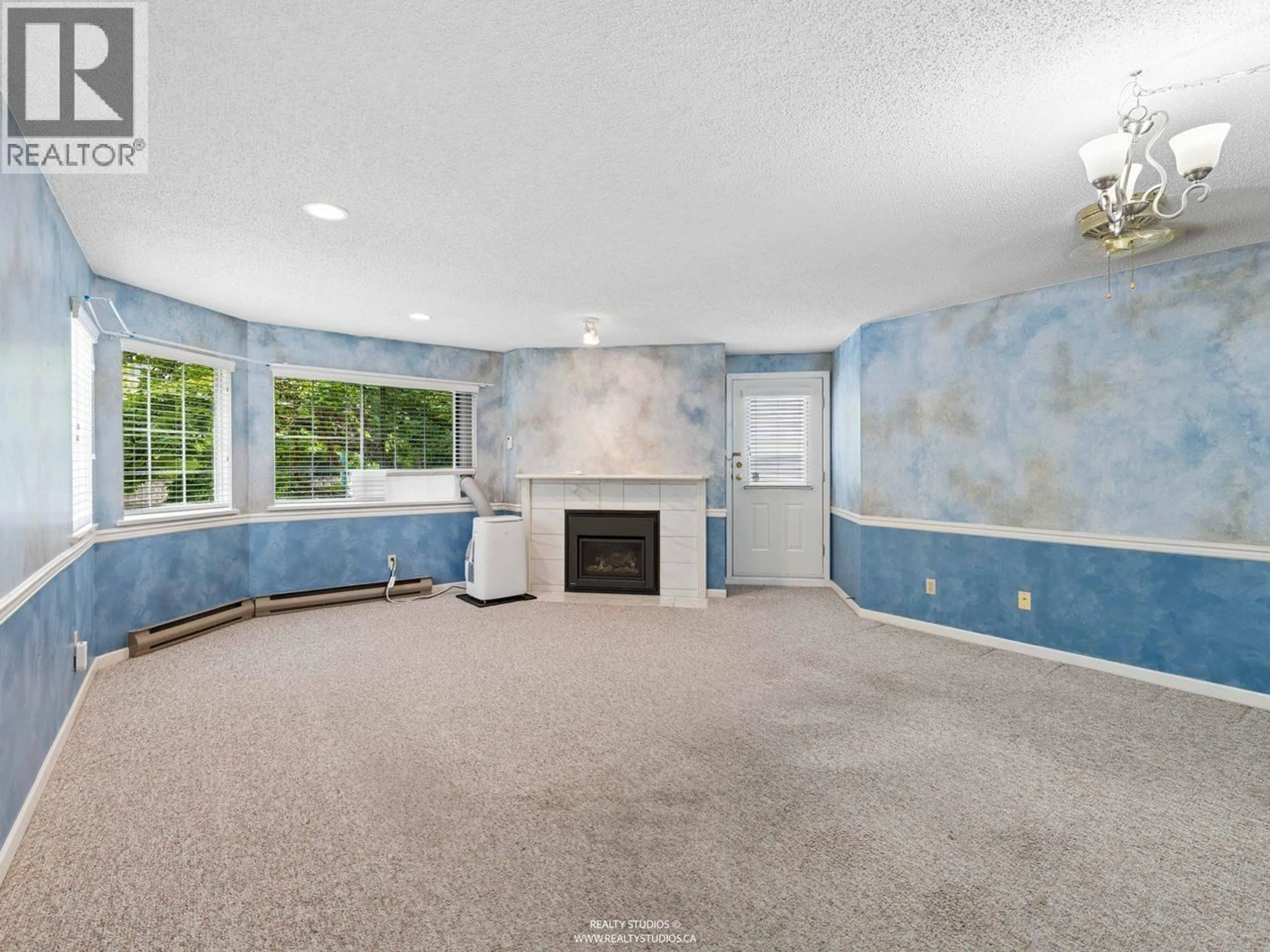 A pic of a room for 9 - 1328 BRUNETTE AVENUE, Coquitlam British Columbia V3K6K1