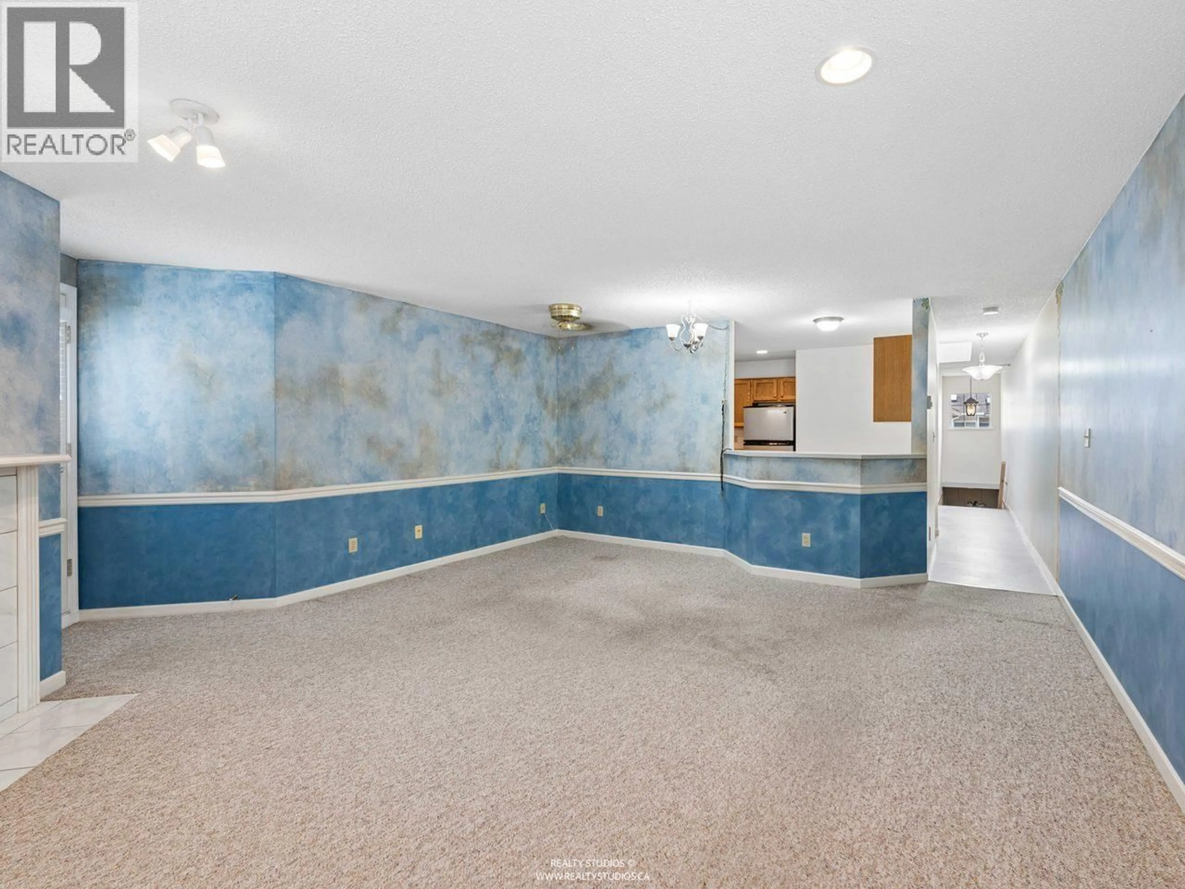 Unknown for 9 - 1328 BRUNETTE AVENUE, Coquitlam British Columbia V3K6K1