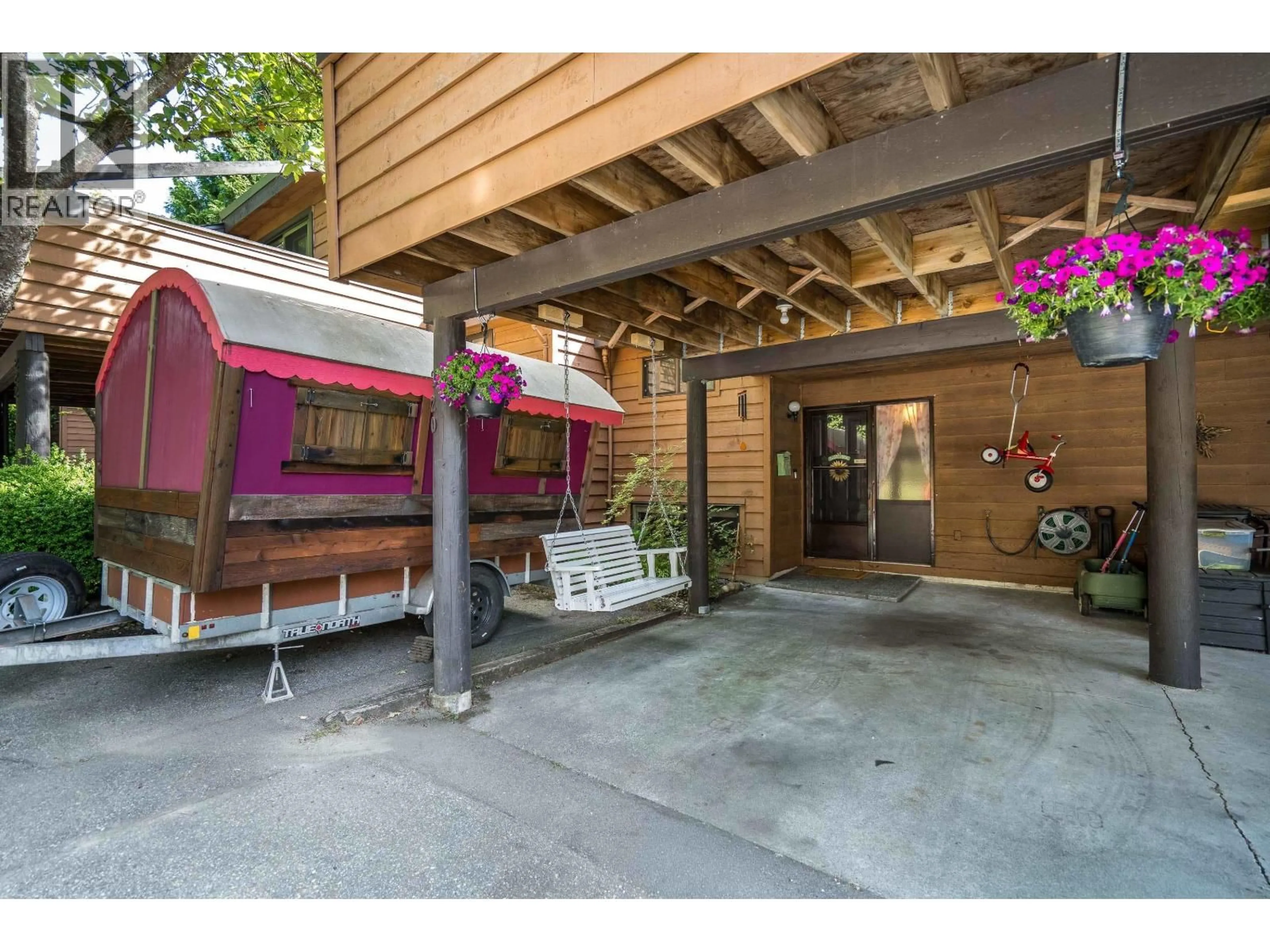 Patio, street for 220 CORNELL WAY, Port Moody British Columbia V3H3W2