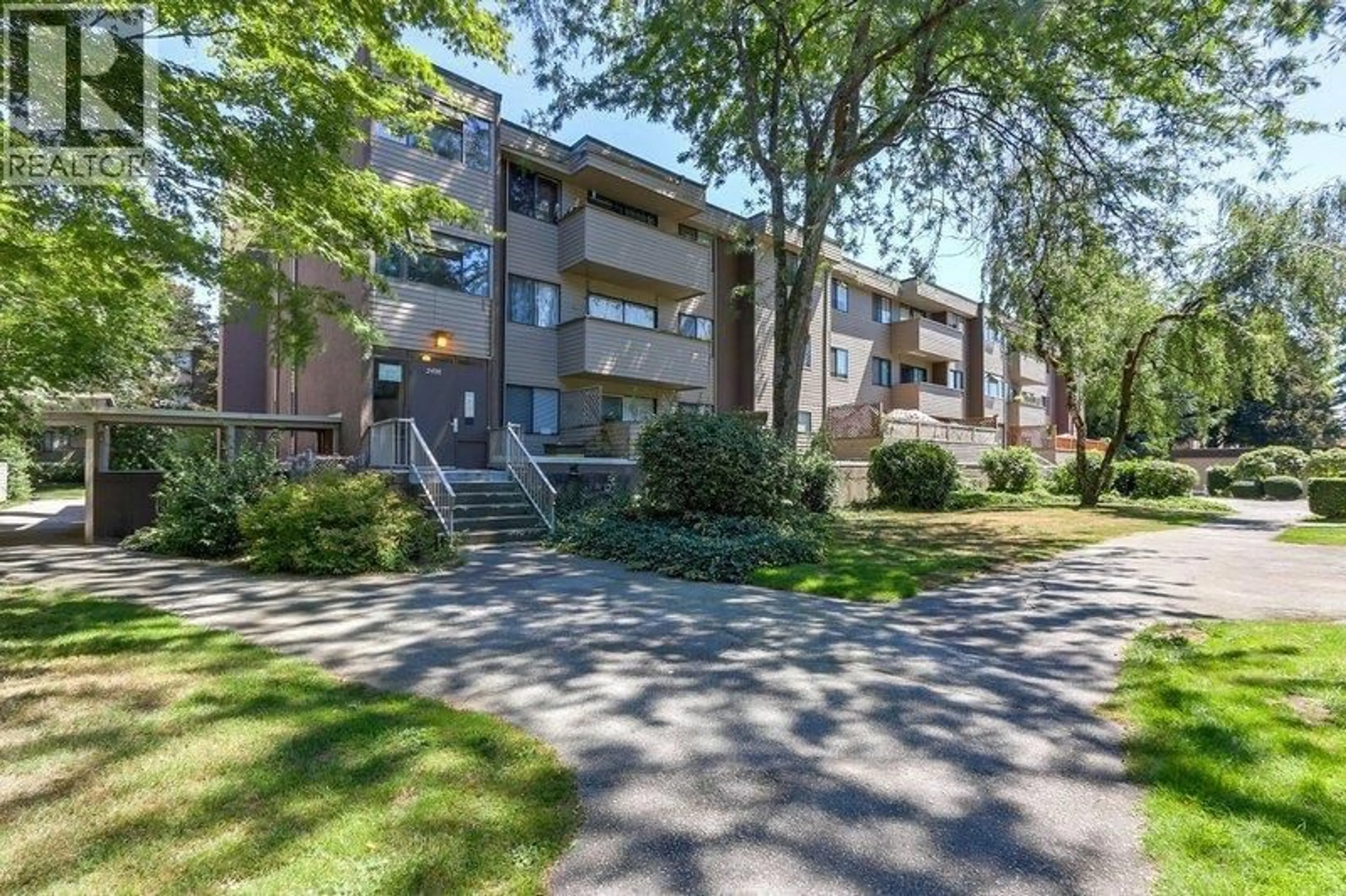 Patio, street for 31 - 2441 KELLY AVENUE, Port Coquitlam British Columbia V3C1Y3