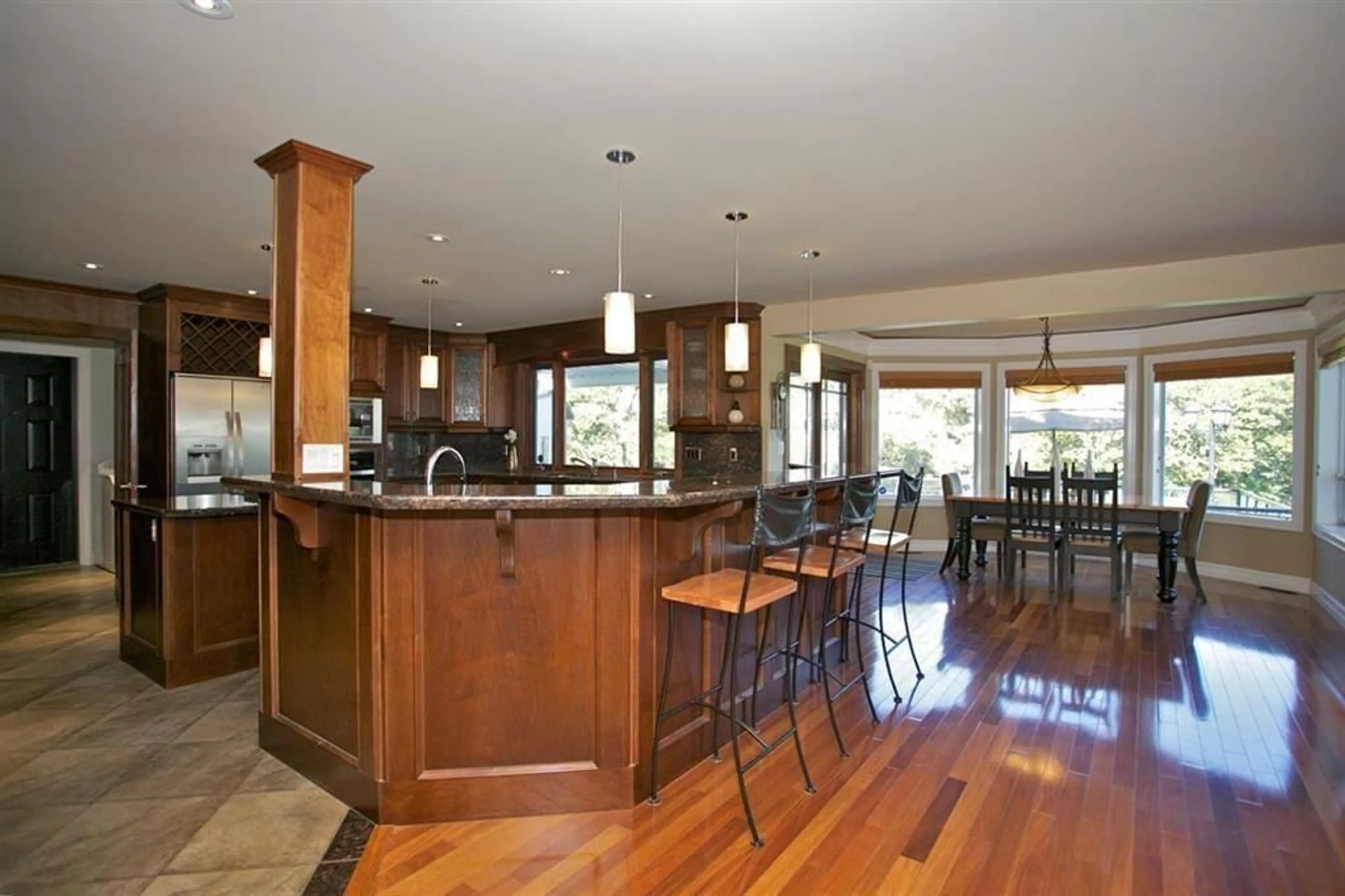 Open concept kitchen, unknown for 18171 72 AVENUE, Surrey British Columbia V4N3G6