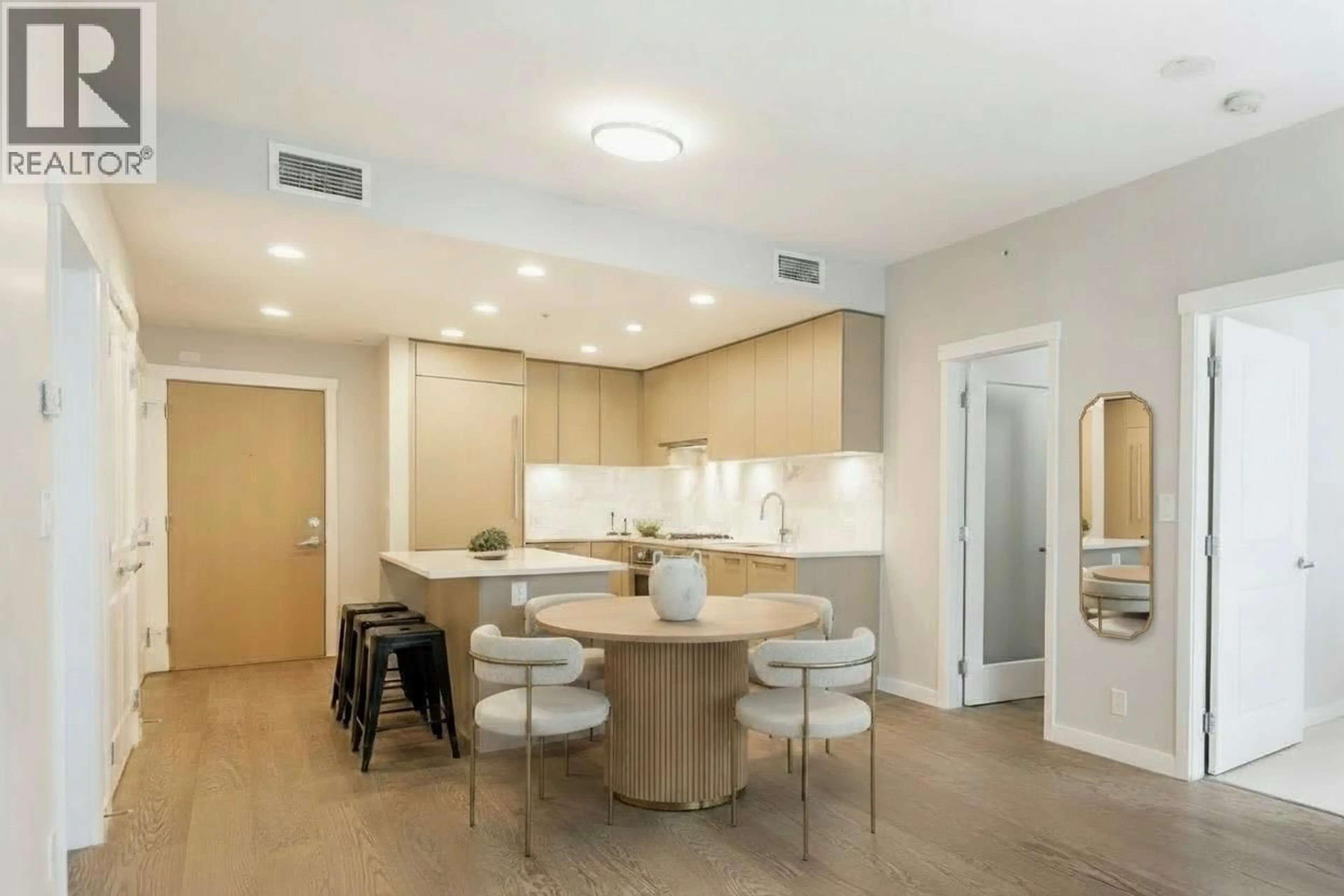 Open concept kitchen, ceramic/tile floor for 322 - 3563 ROSS DRIVE, Vancouver British Columbia V6S0L3