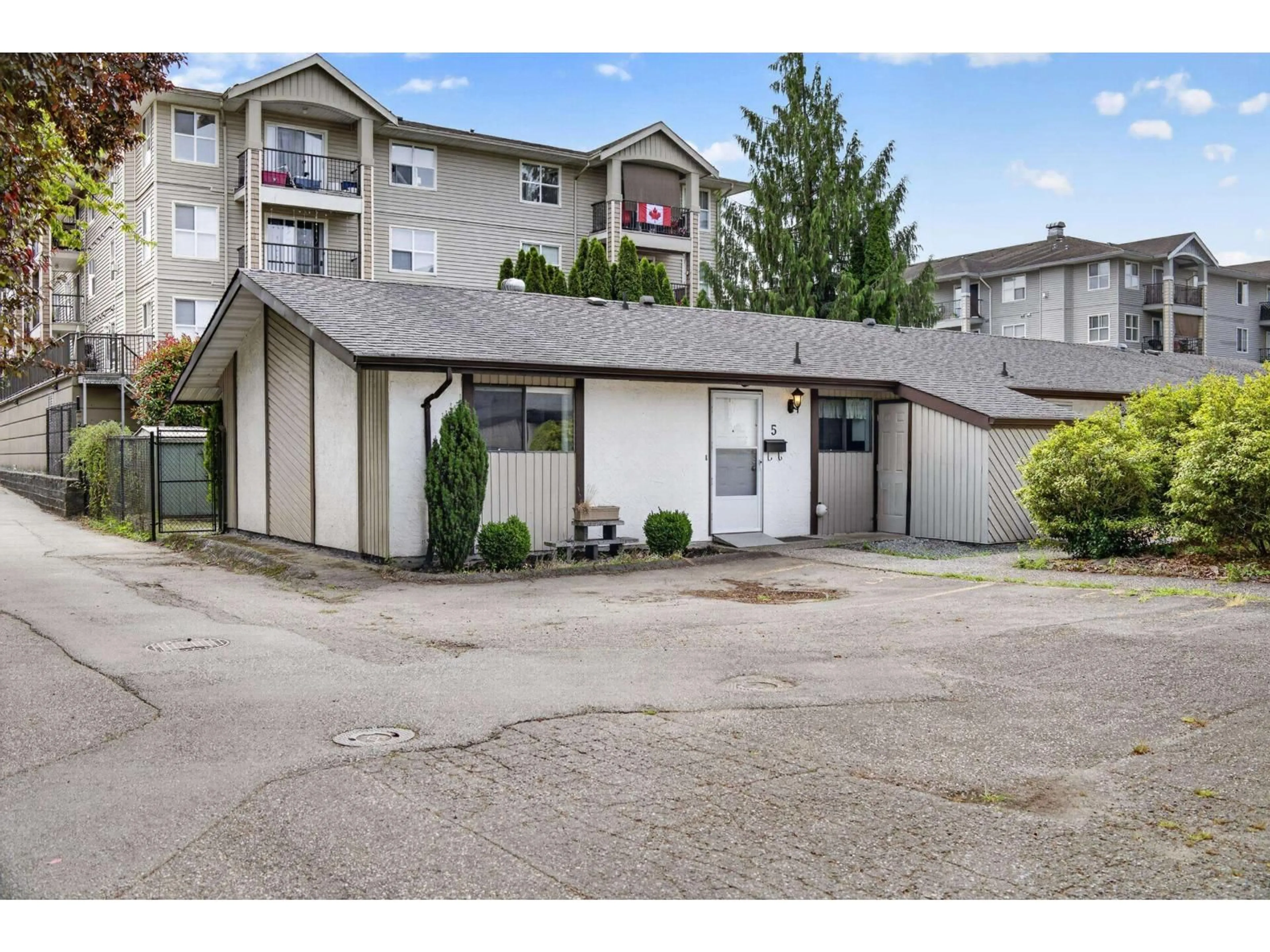 Unknown for 5 - 9280 CORBOULD STREET, Chilliwack British Columbia V2P4A5