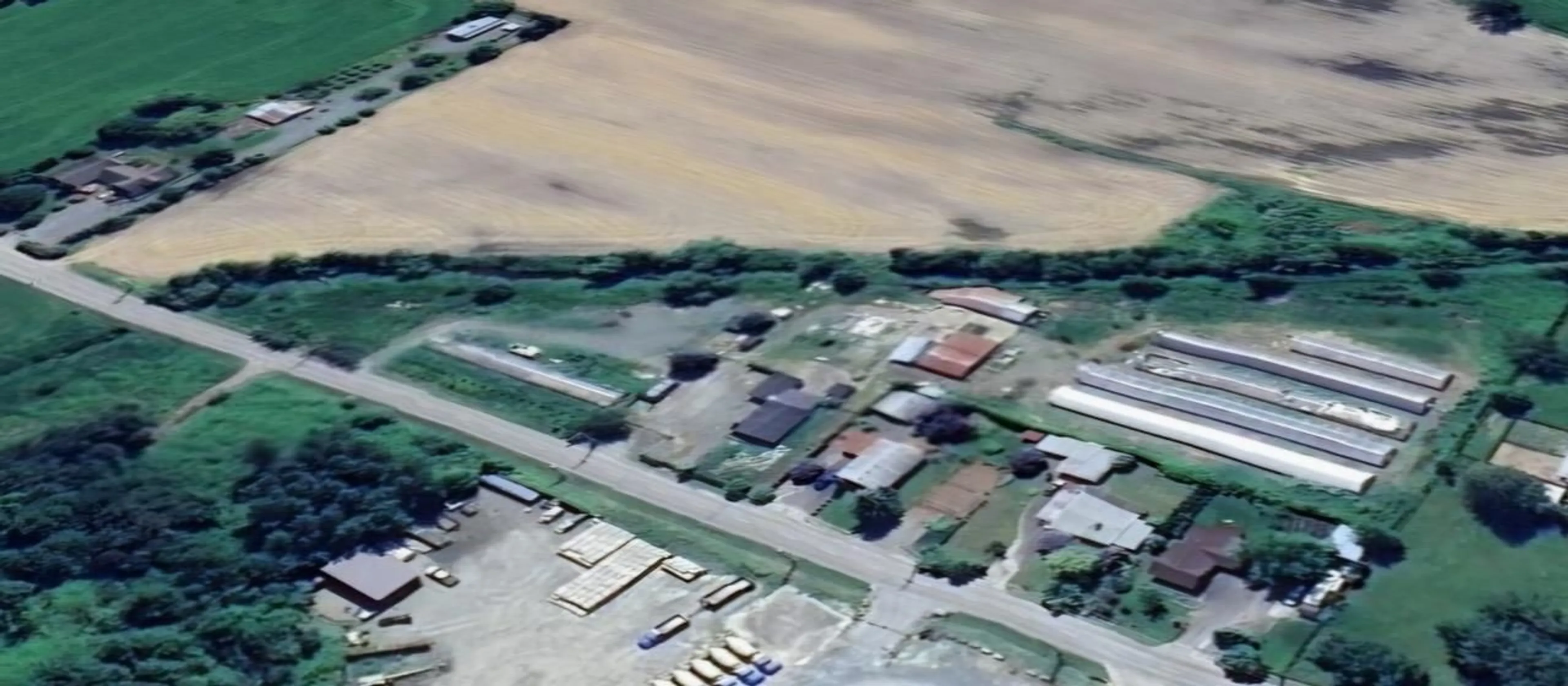 A pic from outside/outdoor area/front of a property/back of a property/a pic from drone, street for 5390 MCCALLUM ROAD, Agassiz British Columbia V0M1A3