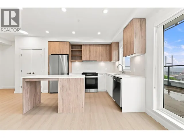 423 - 82 FIRST STREET, New Westminster 4