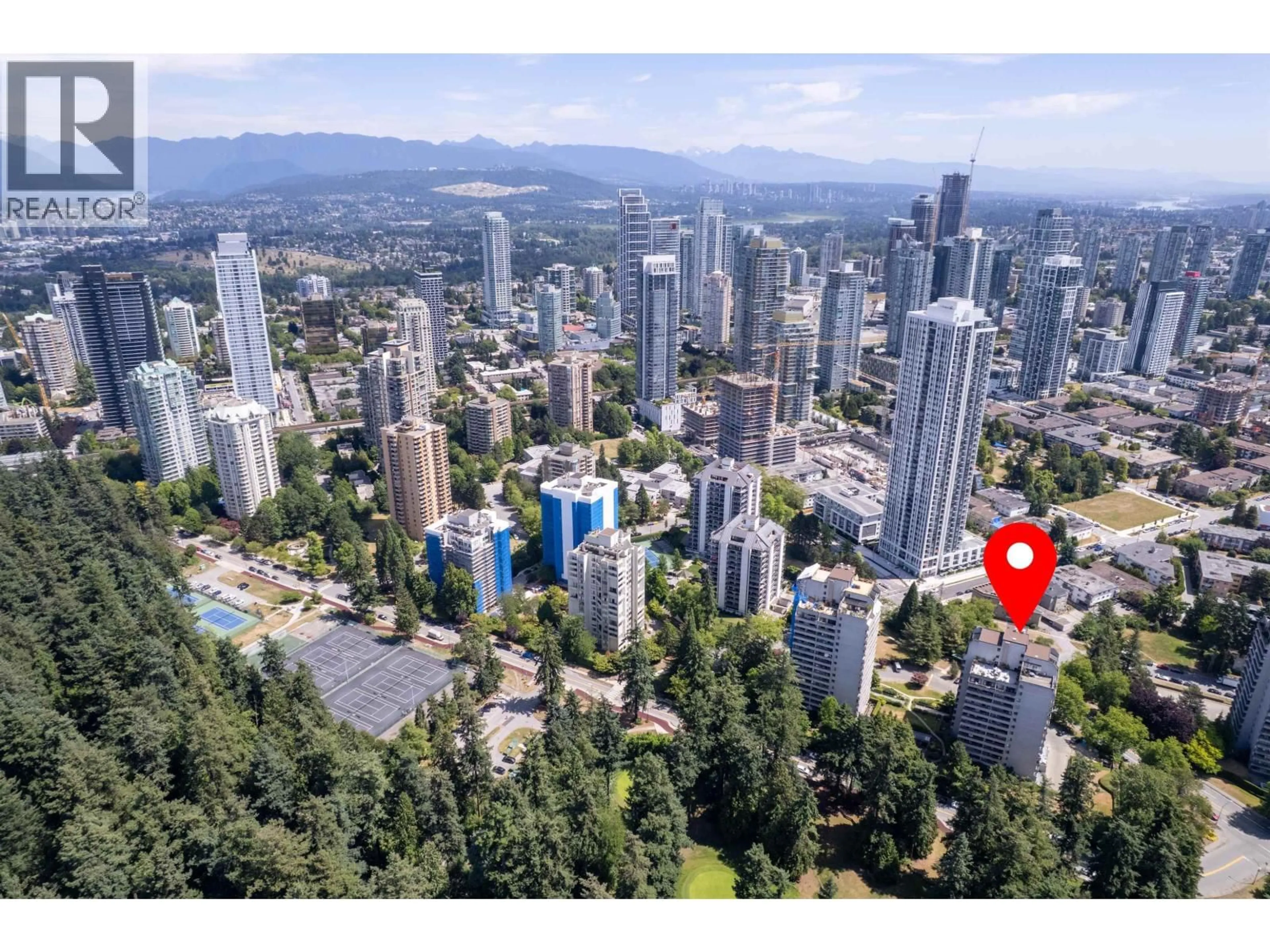 A pic from outside/outdoor area/front of a property/back of a property/a pic from drone, city buildings view from balcony for 908 - 6595 WILLINGDON AVENUE, Burnaby British Columbia V5H4E5