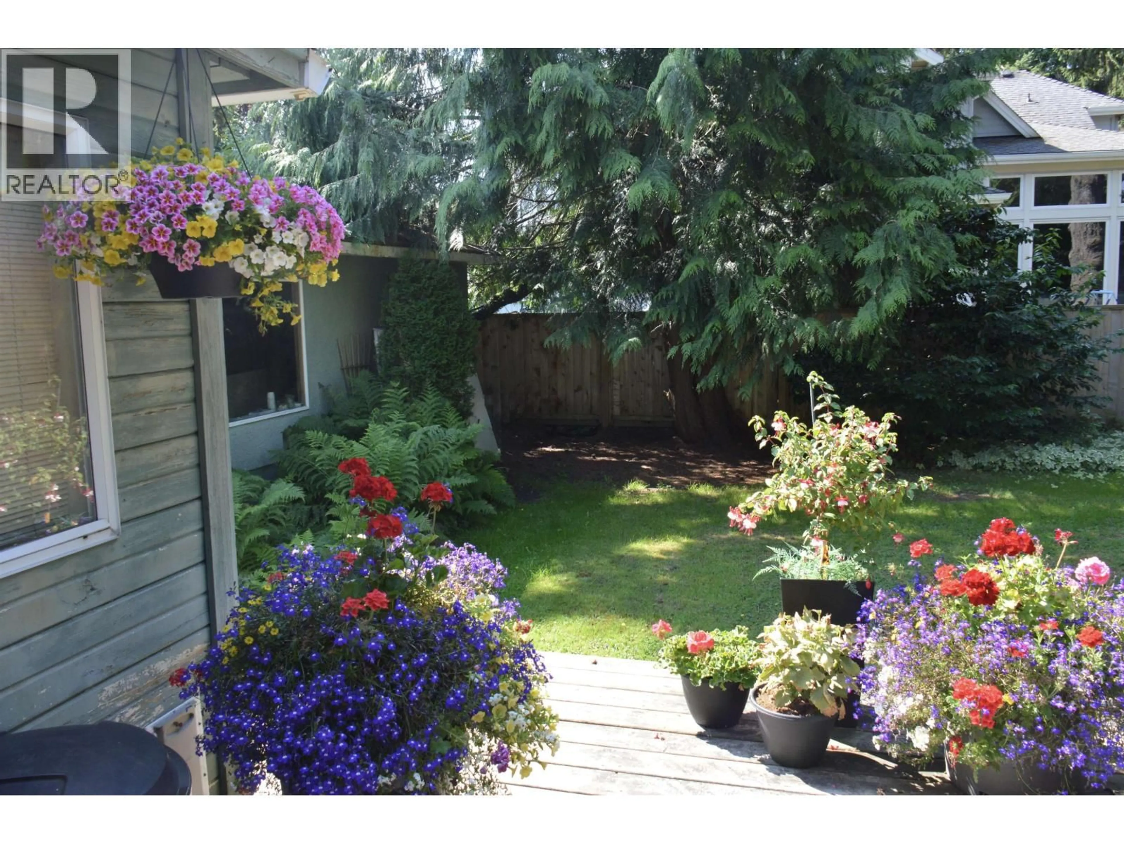 Patio, street for 5280 1 AVENUE, Delta British Columbia V4M1B7