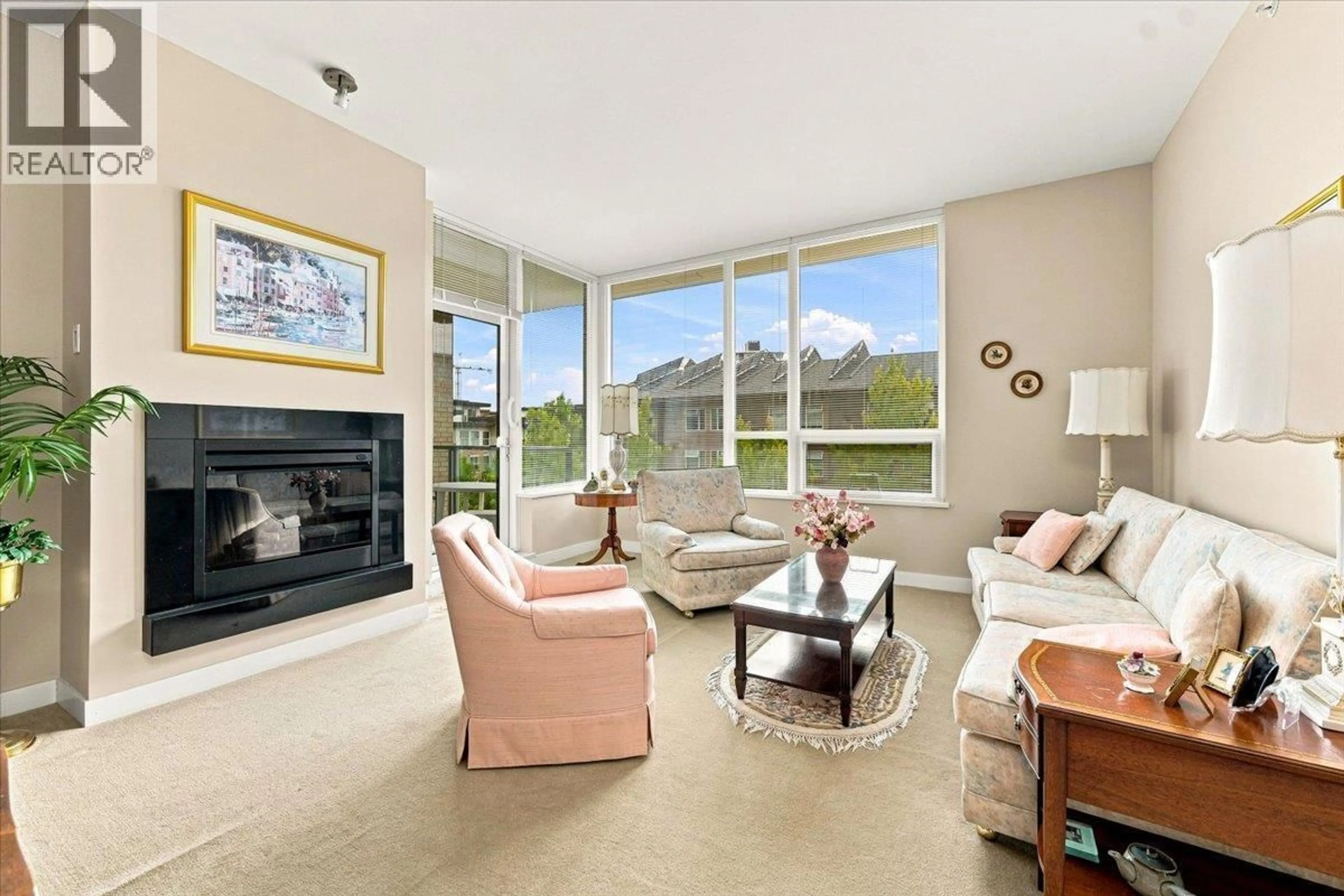 Living room with furniture, unknown for 405 - 3382 WESBROOK MALL, Vancouver British Columbia V6S0A7