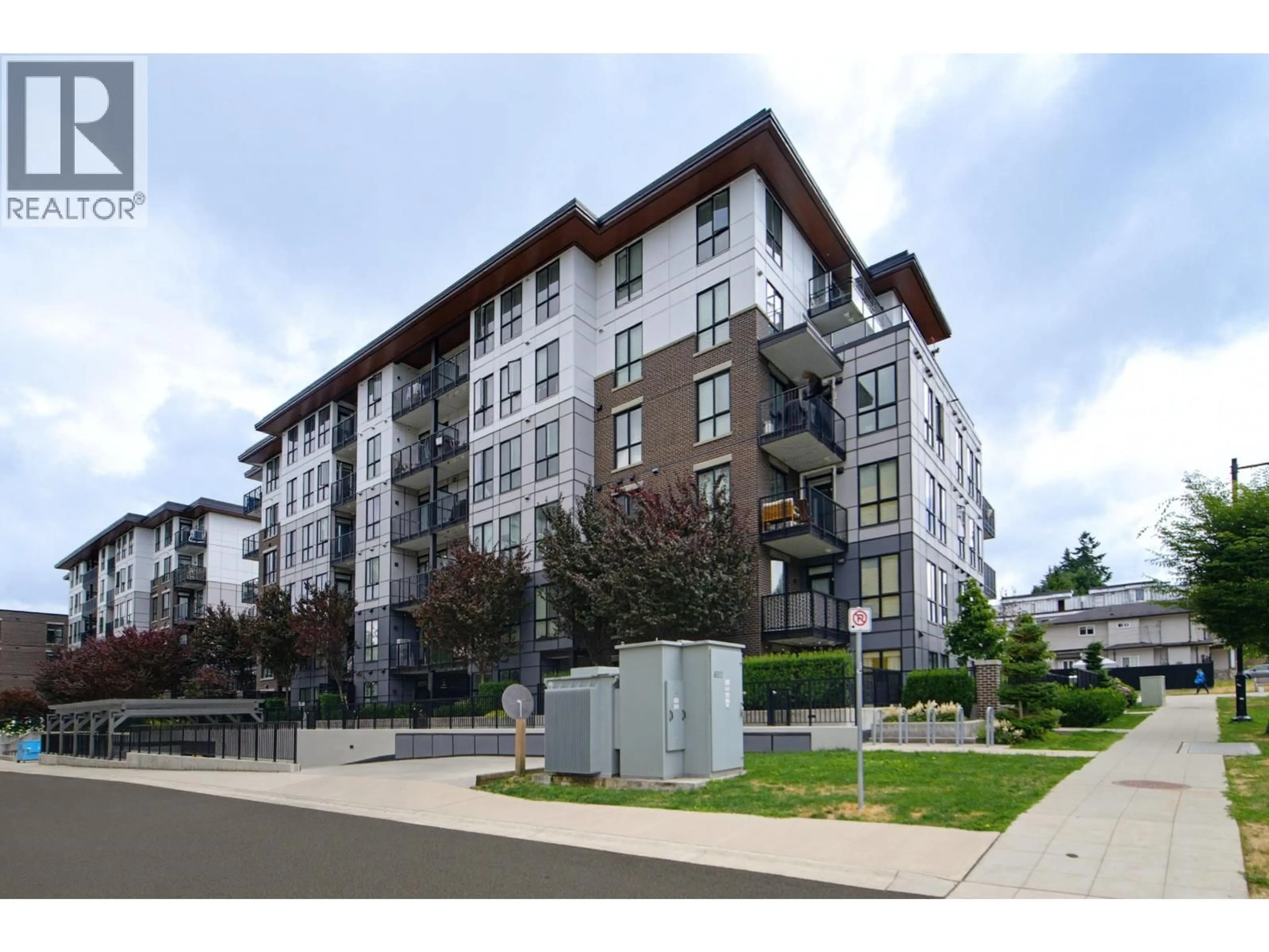 Unknown for 220 - 750 DOGWOOD STREET, Coquitlam British Columbia V3J4B7