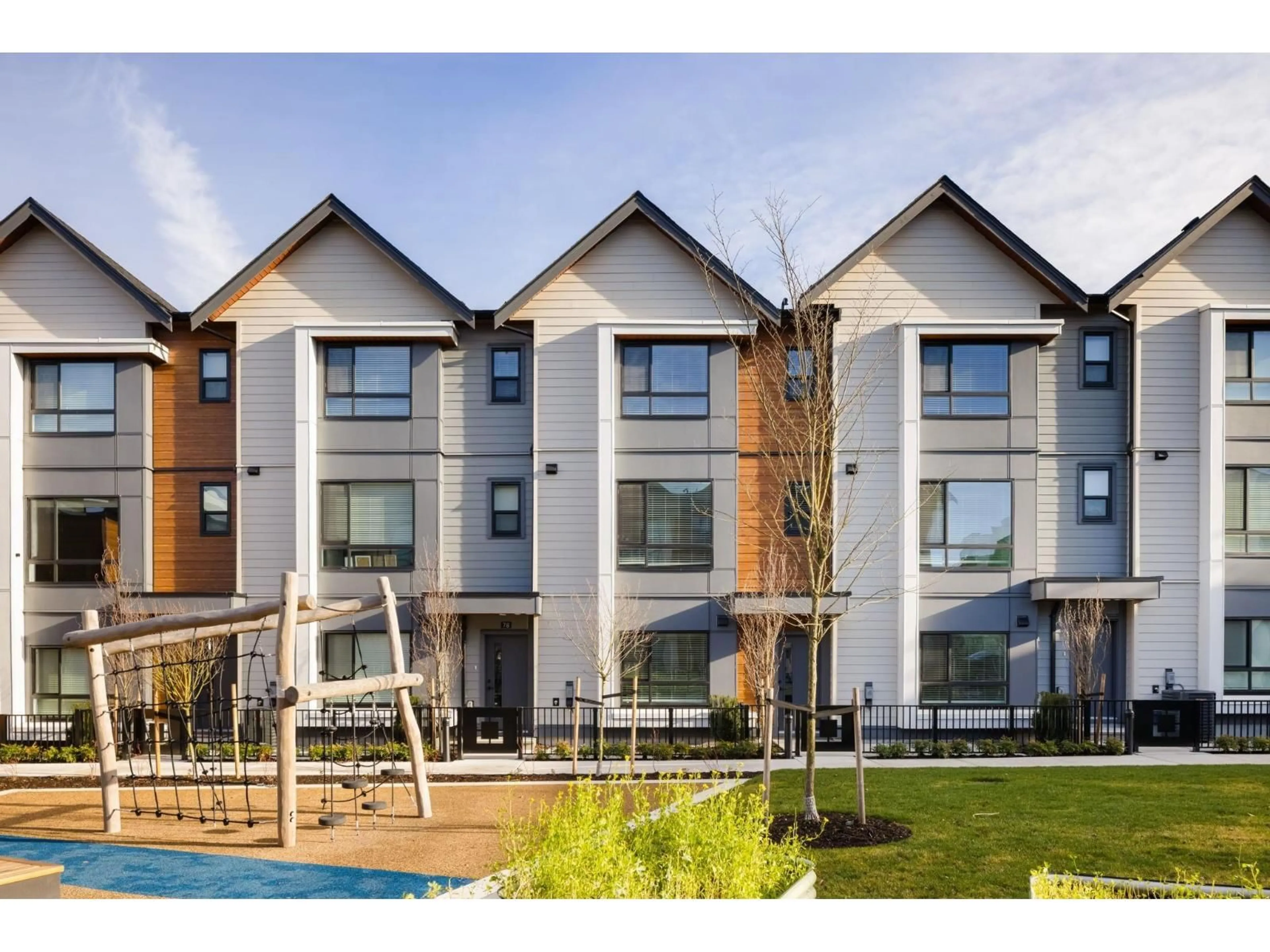 Unknown for 57 - 30530 CARDINAL AVENUE, Abbotsford British Columbia V2T0L5