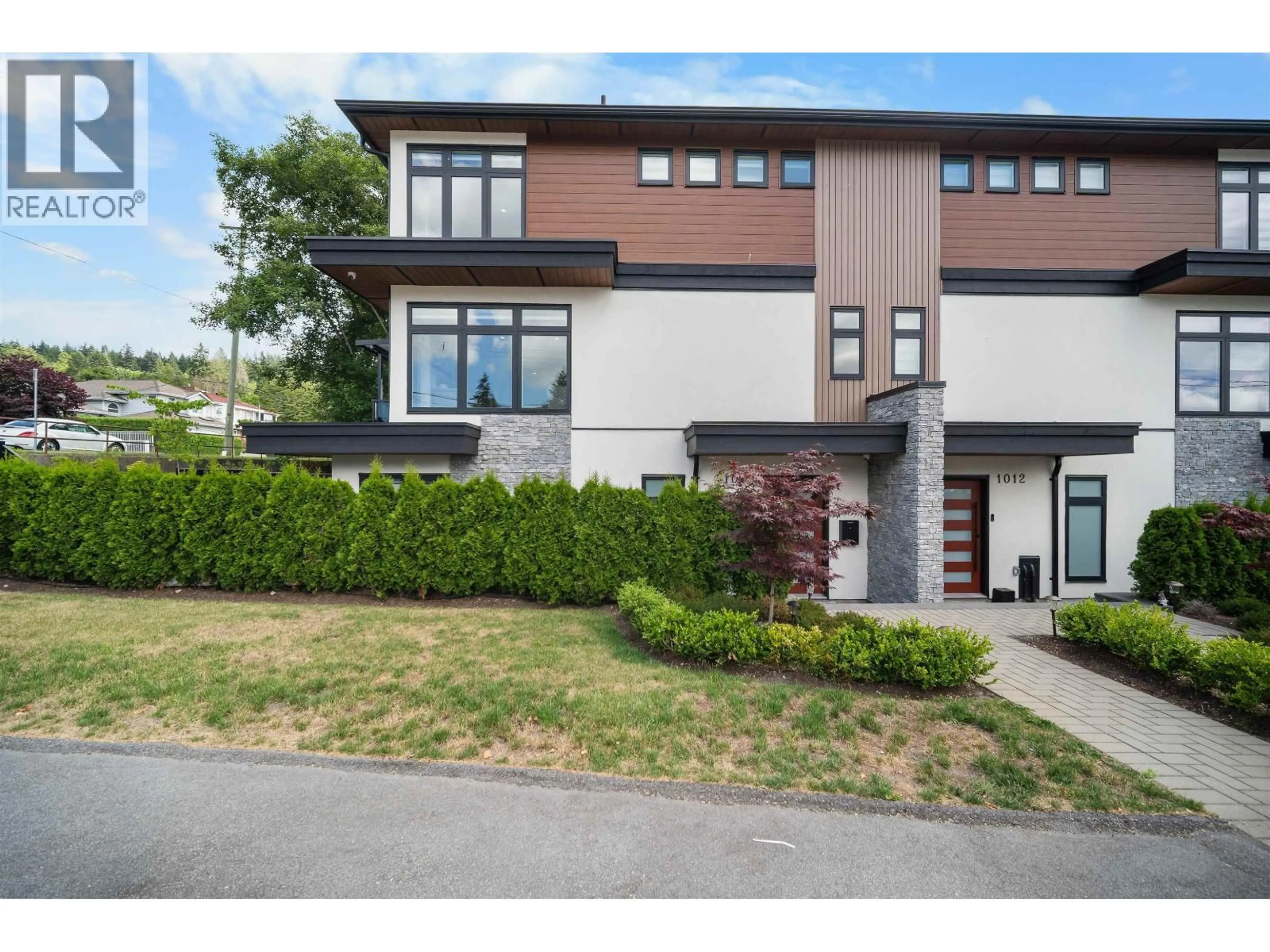 Home with brick exterior material, street for 1010 AUGUSTA AVENUE, Burnaby British Columbia V5A2V4