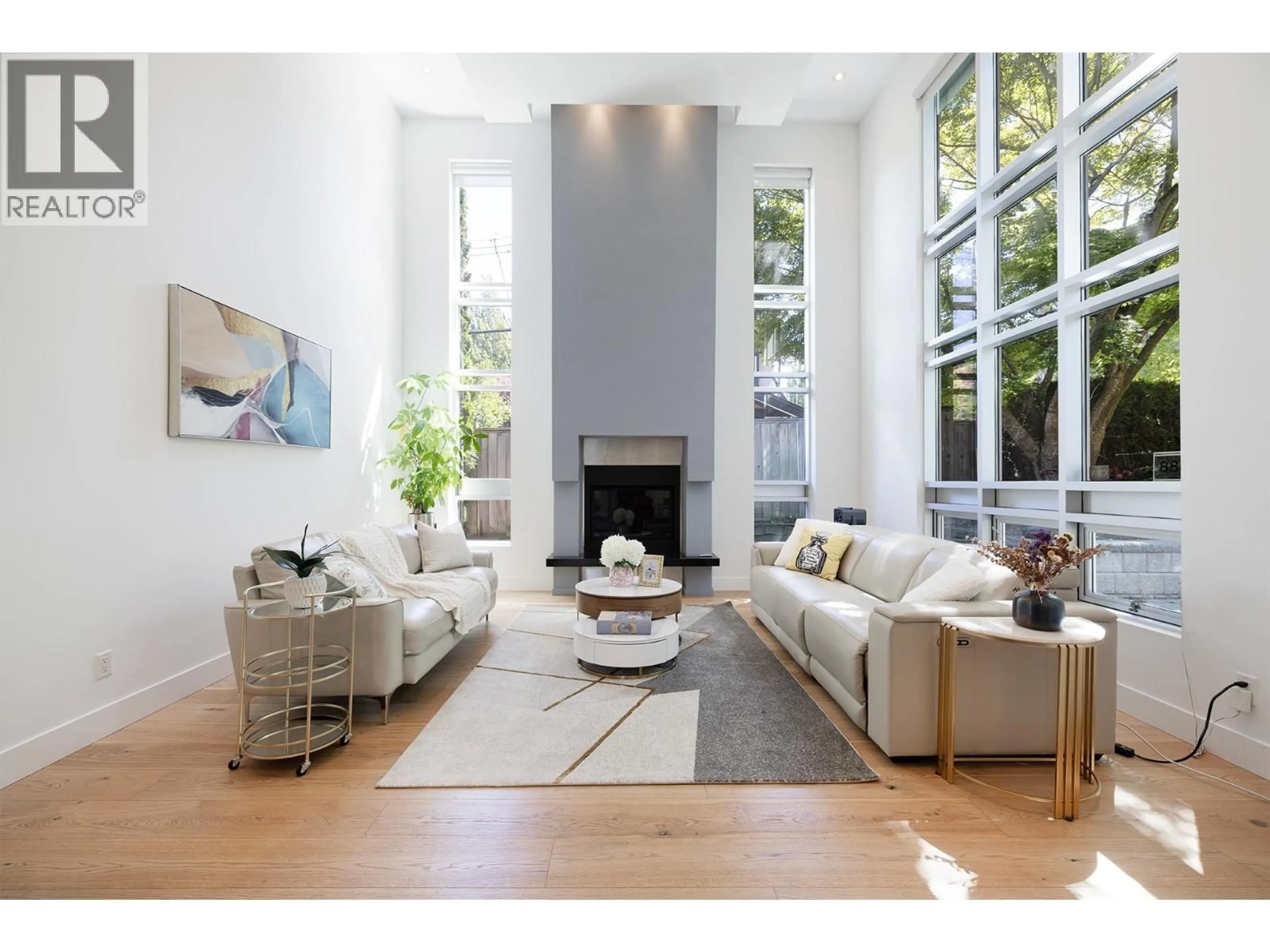 Living room with furniture, unknown for 4888 TRAFALGAR STREET, Vancouver British Columbia V6L2M9