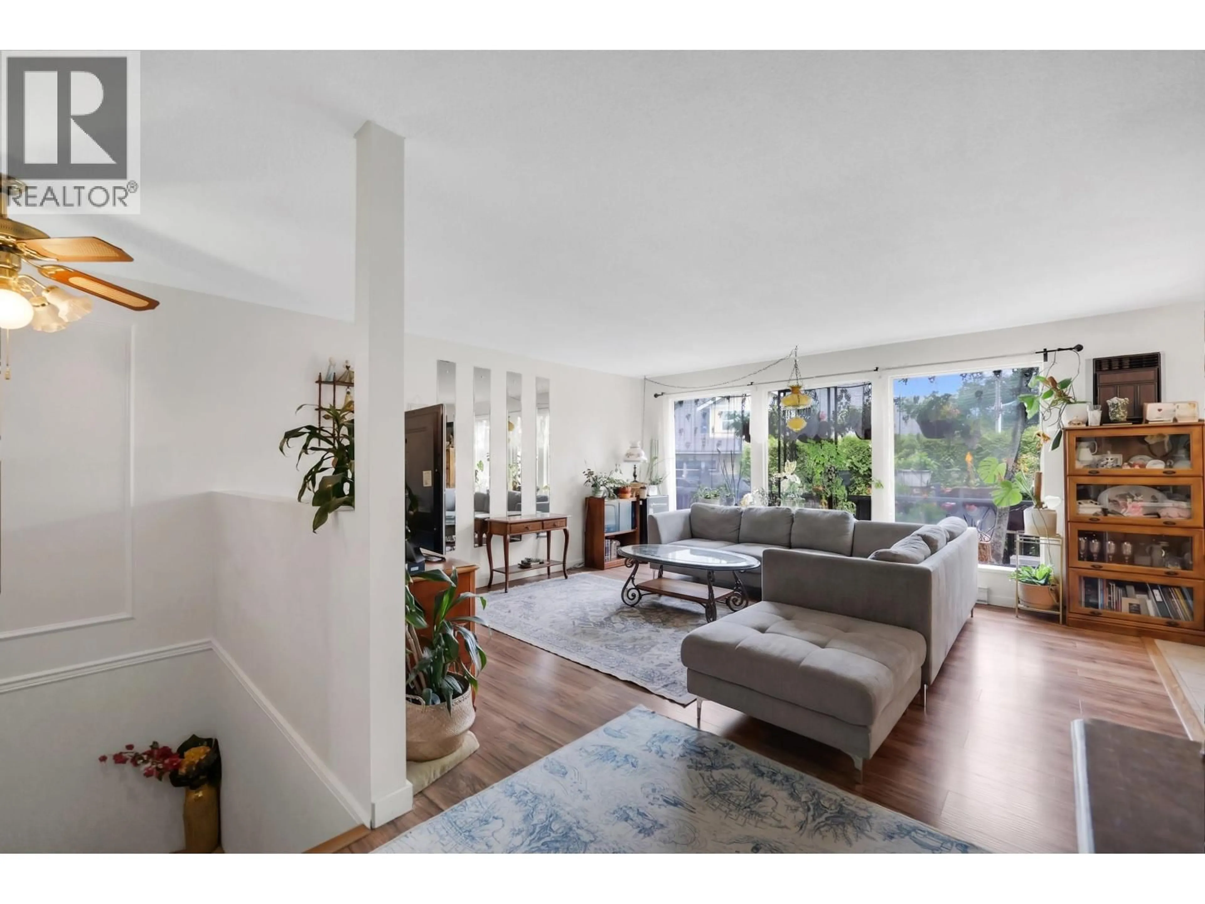 Living room with furniture, unknown for 3 - 38397 BUCKLEY AVENUE, Squamish British Columbia V8B0A6