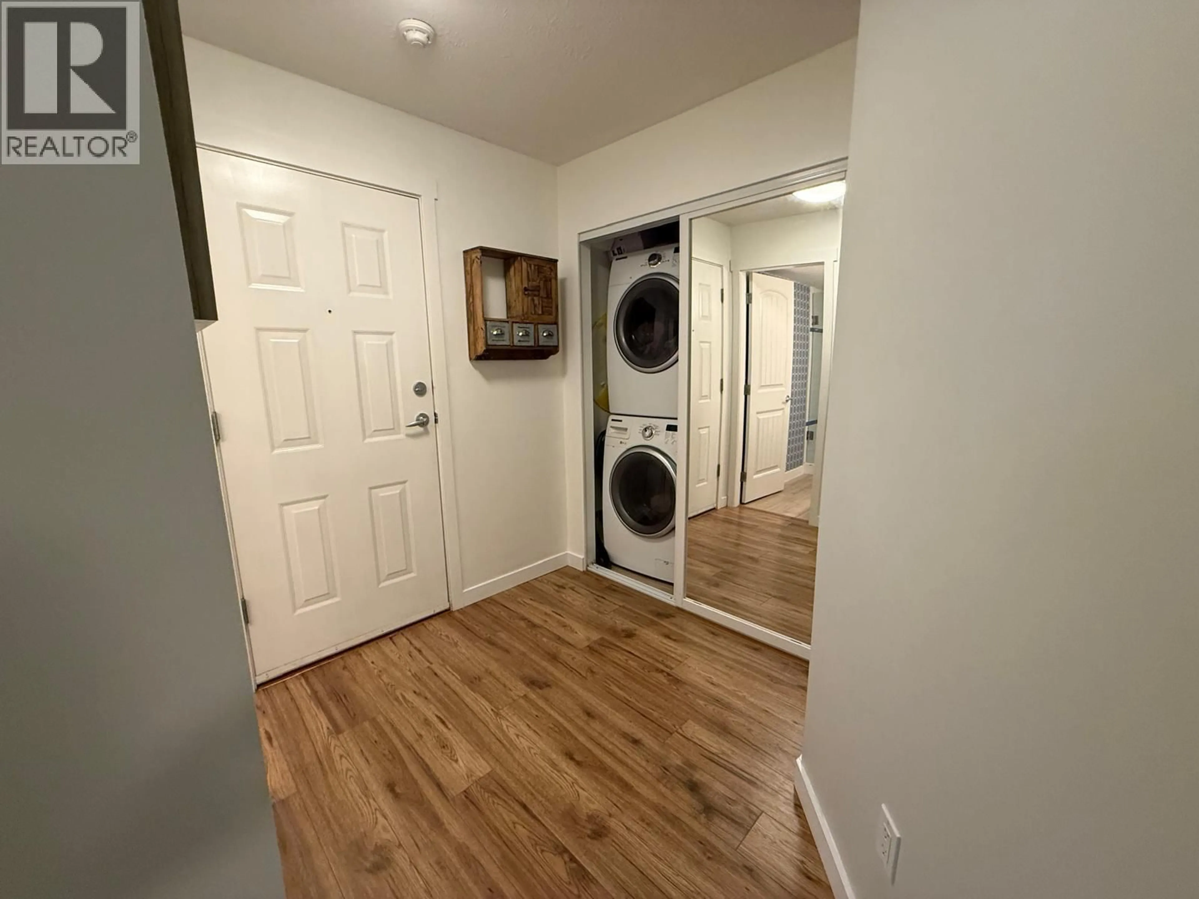 A pic of a room for 102 - 3008 WILLOW STREET, Vancouver British Columbia V5Z3P3