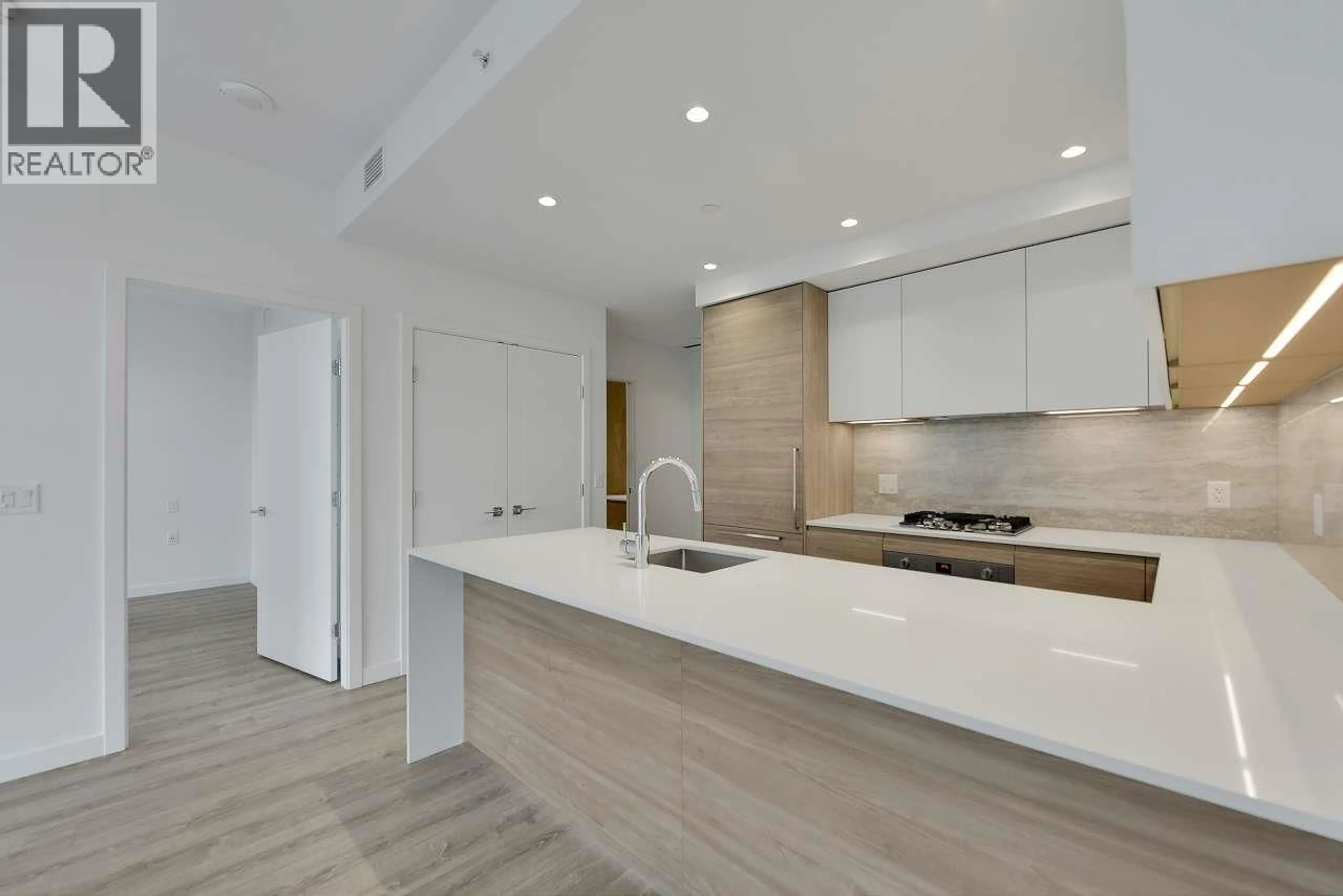 Open concept kitchen, unknown for 1505 - 680 QUAYSIDE DRIVE, New Westminster British Columbia V3M0P2
