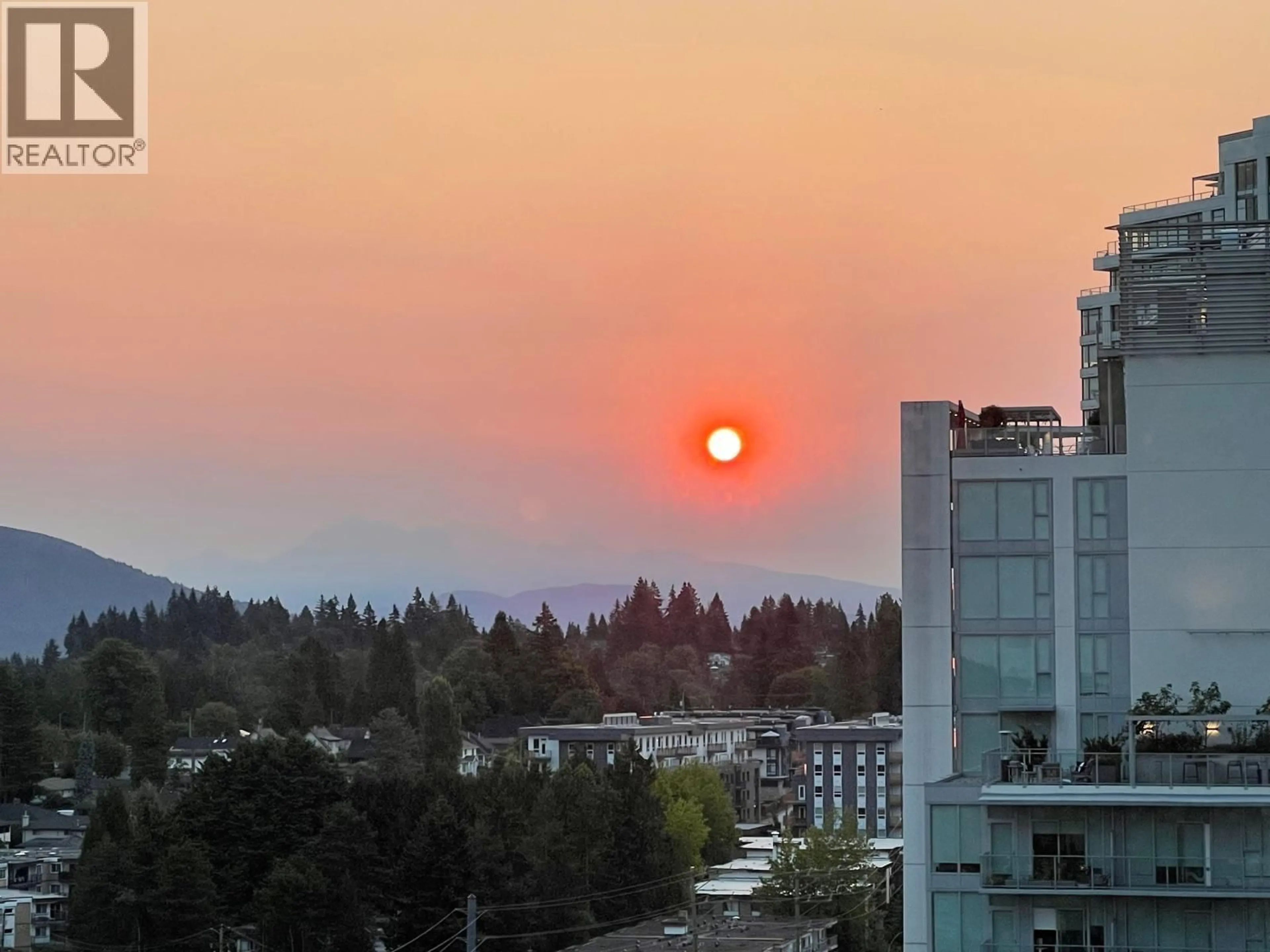 Blurry image for 1805 - 520 COMO LAKE AVENUE, Coquitlam British Columbia V3J0E8