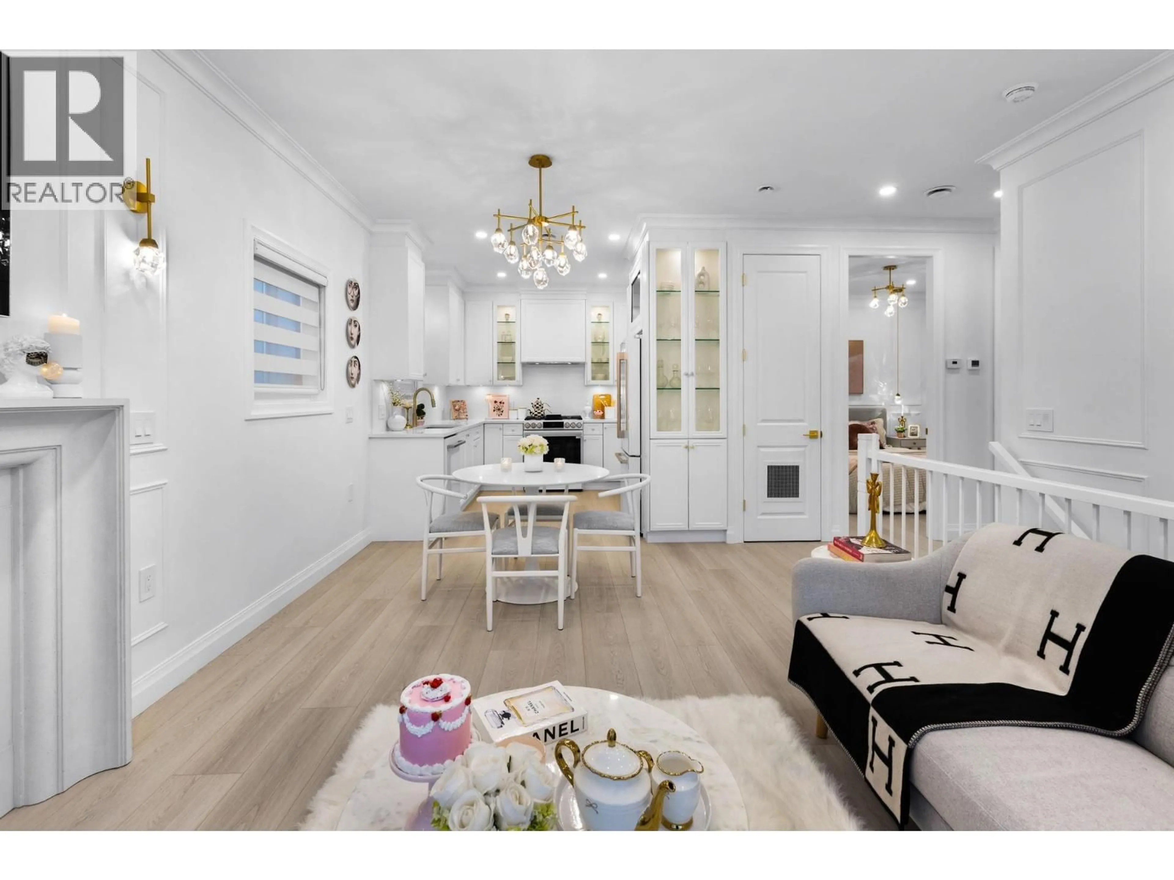 Open concept kitchen, wood/laminate floor for 5130 DOMINION STREET, Burnaby British Columbia V5G1C9