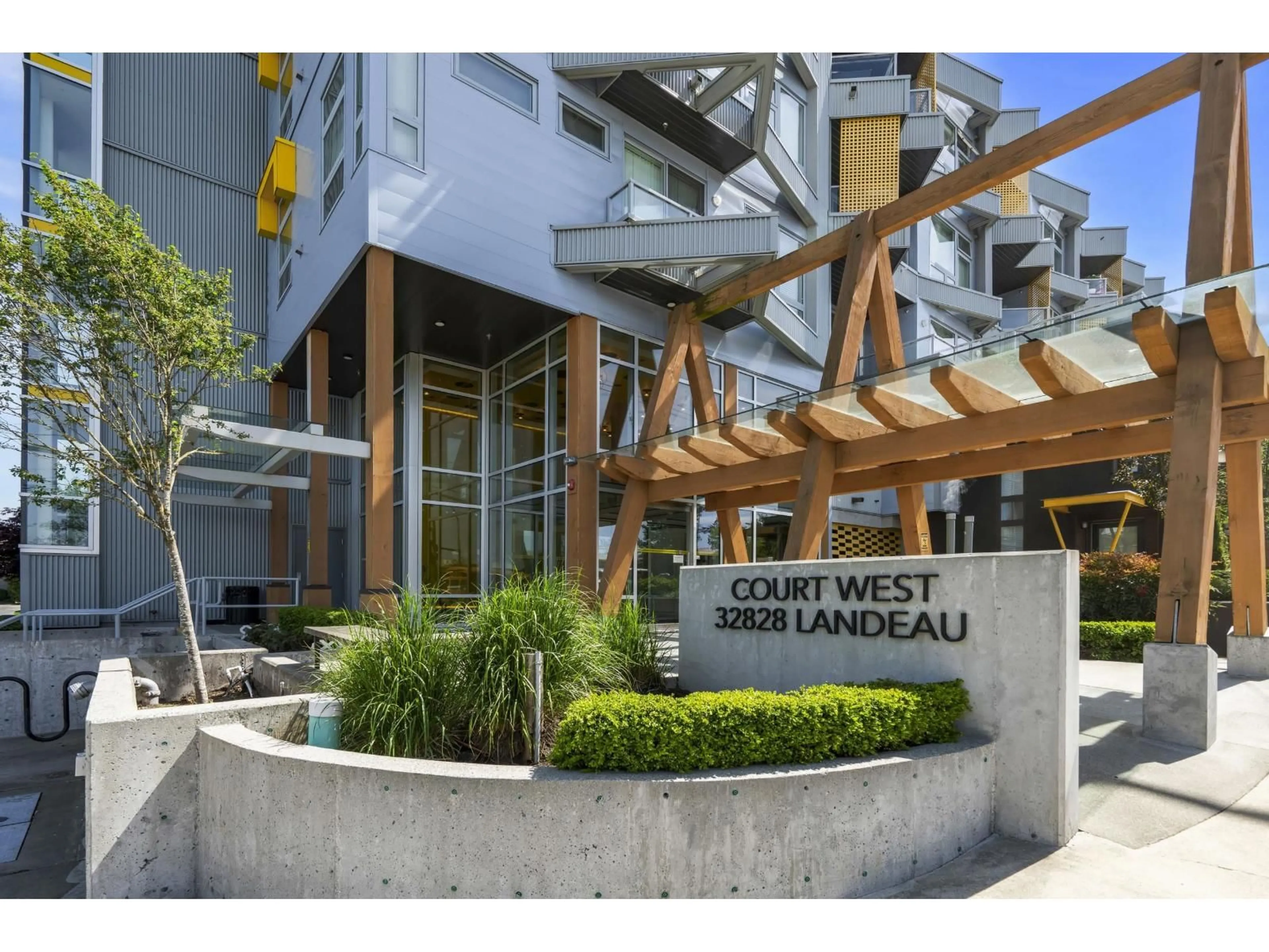 Unknown for 610 - 32828 LANDEAU PLACE, Abbotsford British Columbia V2S6S6
