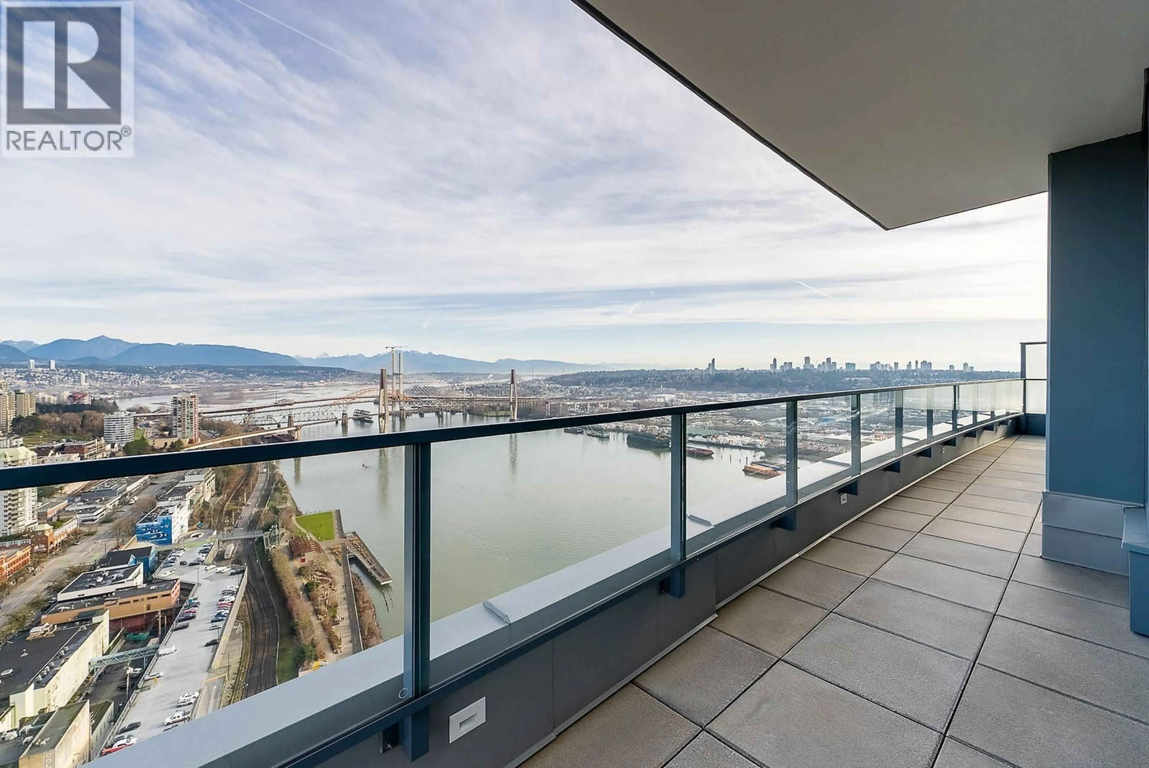 Balcony in the apartment, water/lake/river/ocean view for 3602 - 660 QUAYSIDE DRIVE, New Westminster British Columbia V3M0P1