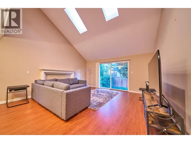 4 - 9700 BLUNDELL ROAD, Richmond 4