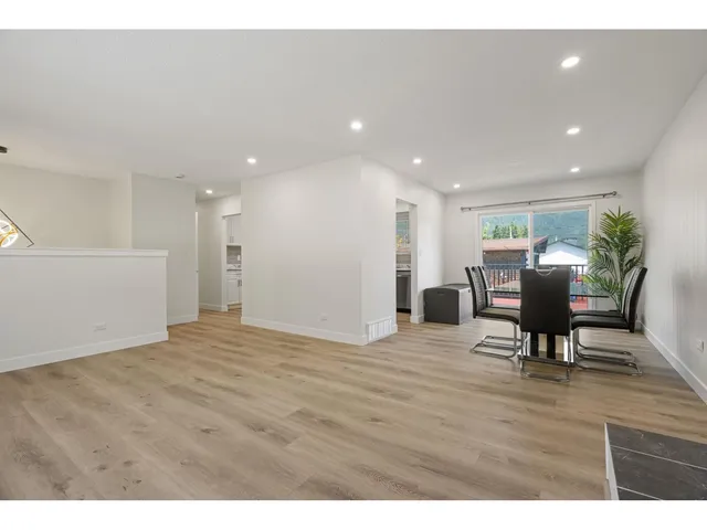583 PARK STREET, Hope 5