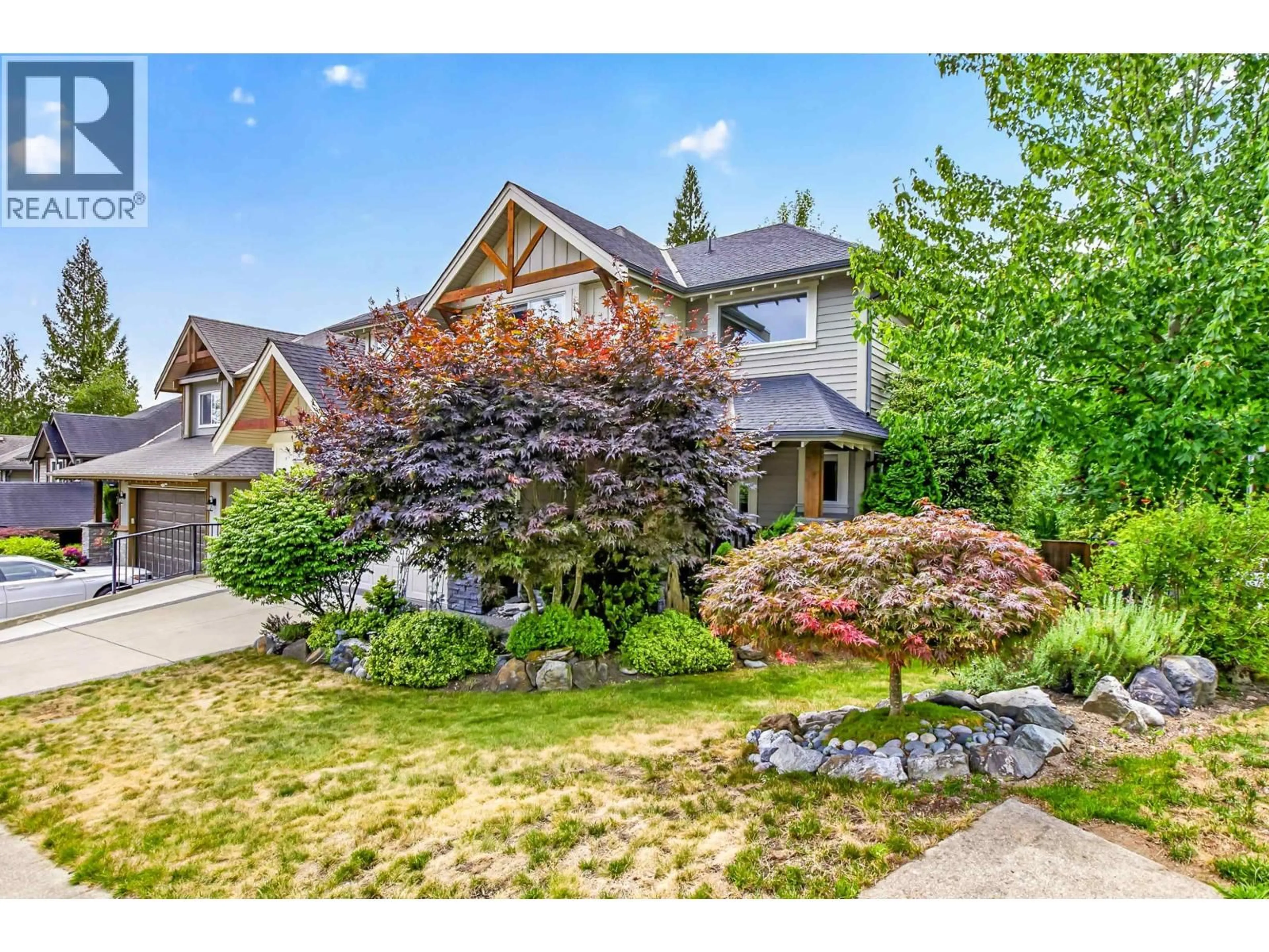 A pic from outside/outdoor area/front of a property/back of a property/a pic from drone, street for 13545 230A STREET, Maple Ridge British Columbia V4R0E6