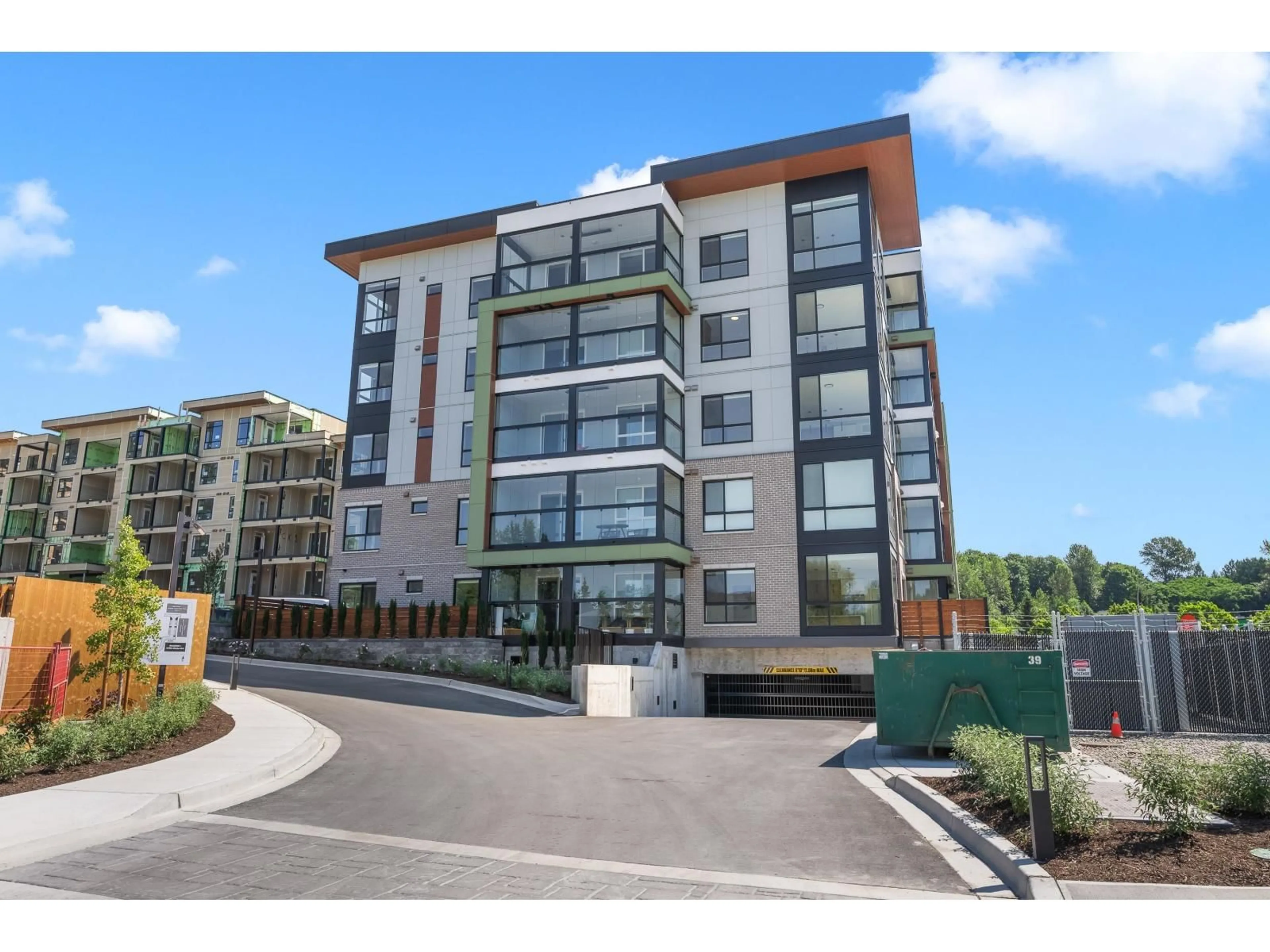 A pic from outside/outdoor area/front of a property/back of a property/a pic from drone, unknown for 214 - 34395 GLADYS AVENUE, Abbotsford British Columbia V2S0R4