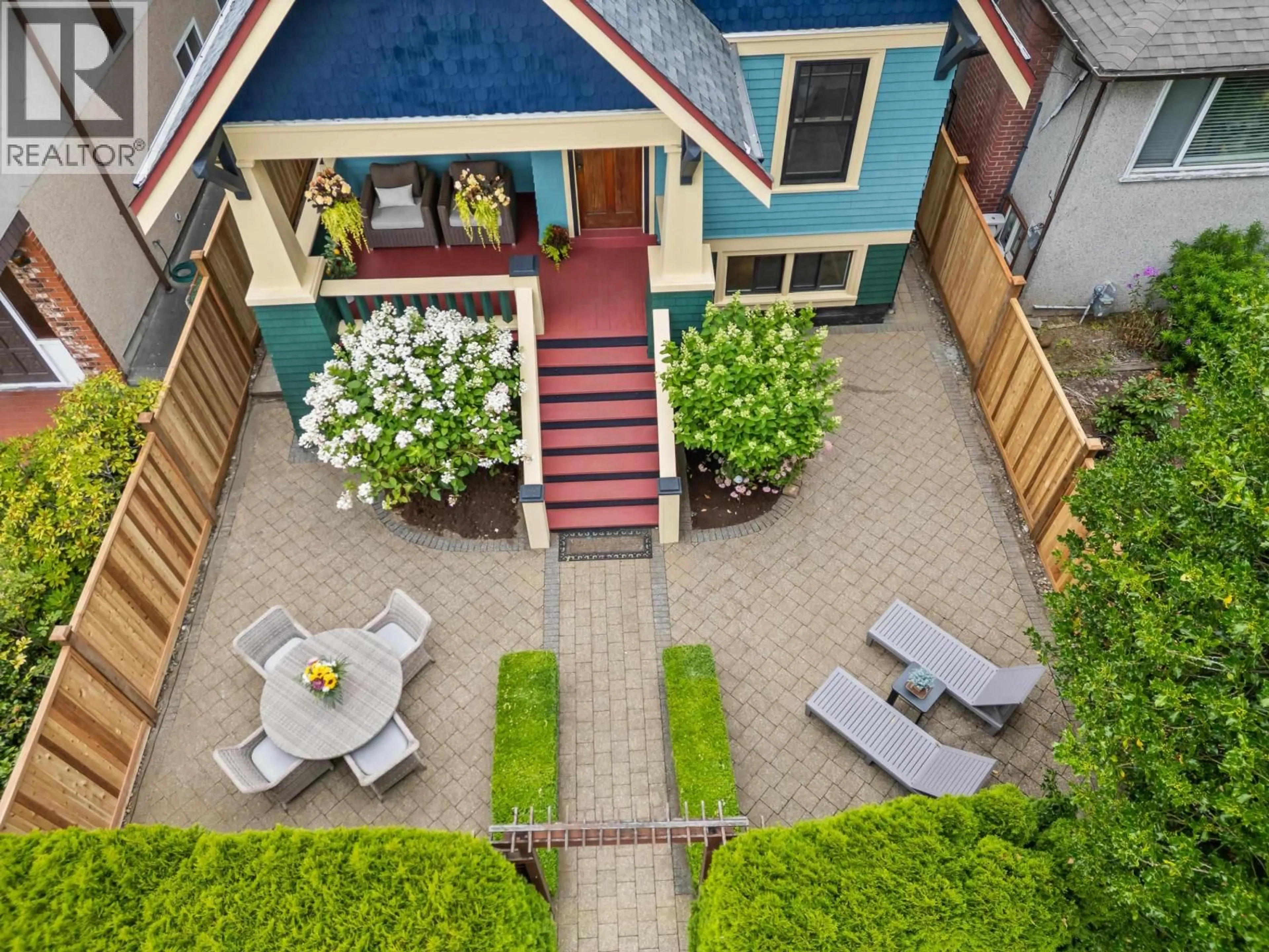Patio, city buildings view from balcony for 3183 ADANAC STREET, Vancouver British Columbia V5K2N8