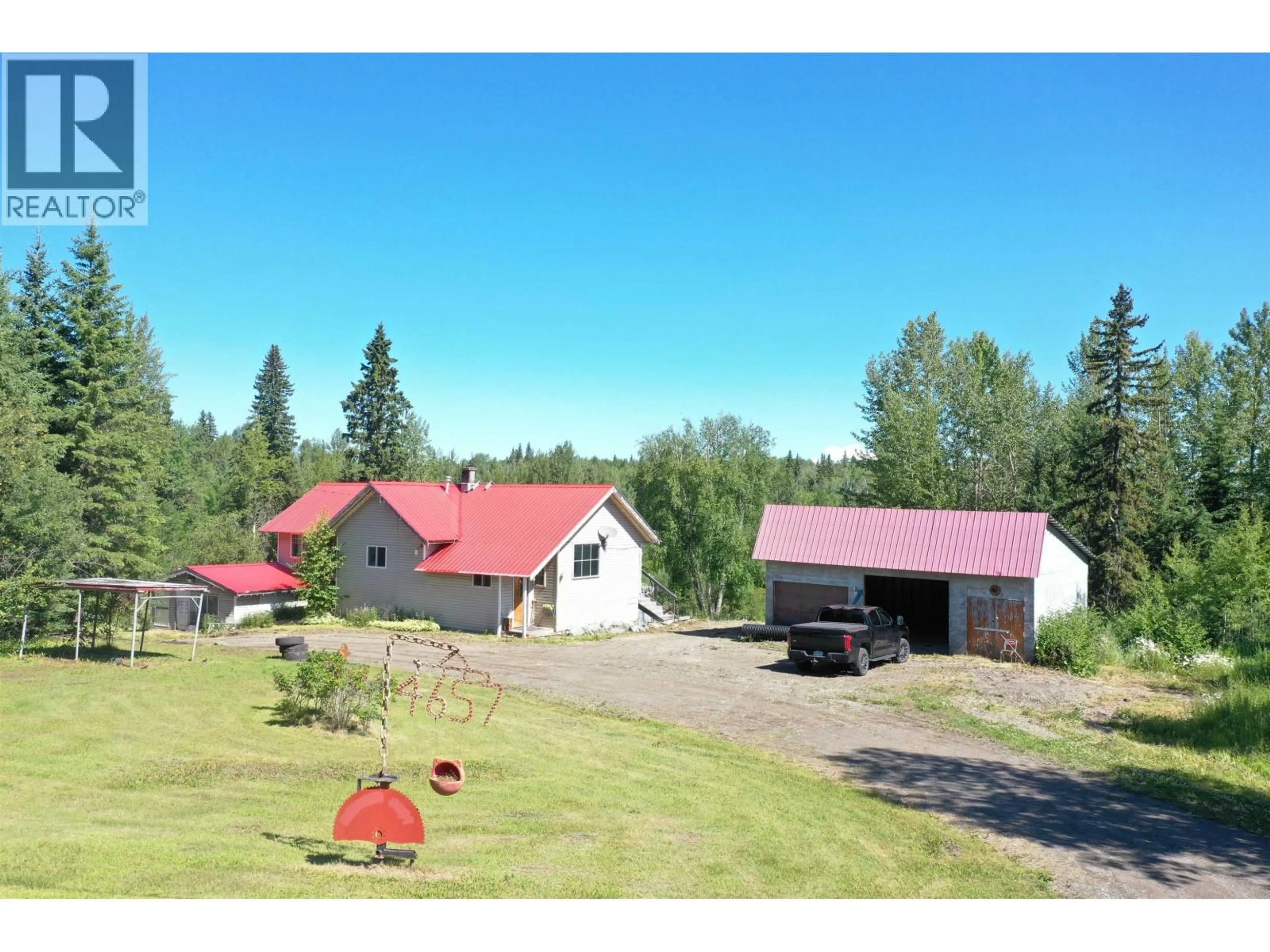 A pic from outside/outdoor area/front of a property/back of a property/a pic from drone, building for 4657 PIONEER ROAD, Quesnel British Columbia V2J6P7