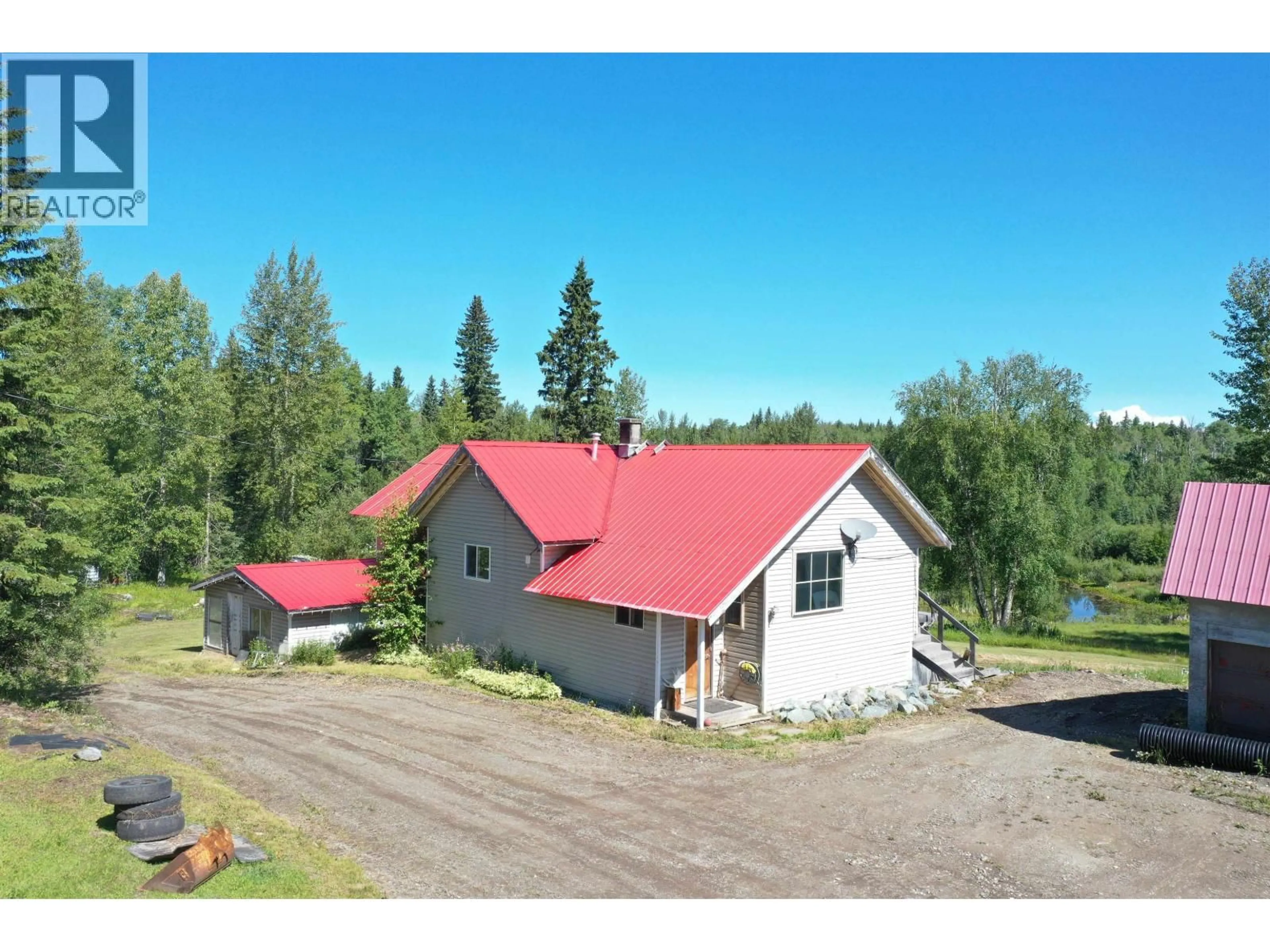 A pic from outside/outdoor area/front of a property/back of a property/a pic from drone, unknown for 4657 PIONEER ROAD, Quesnel British Columbia V2J6P7