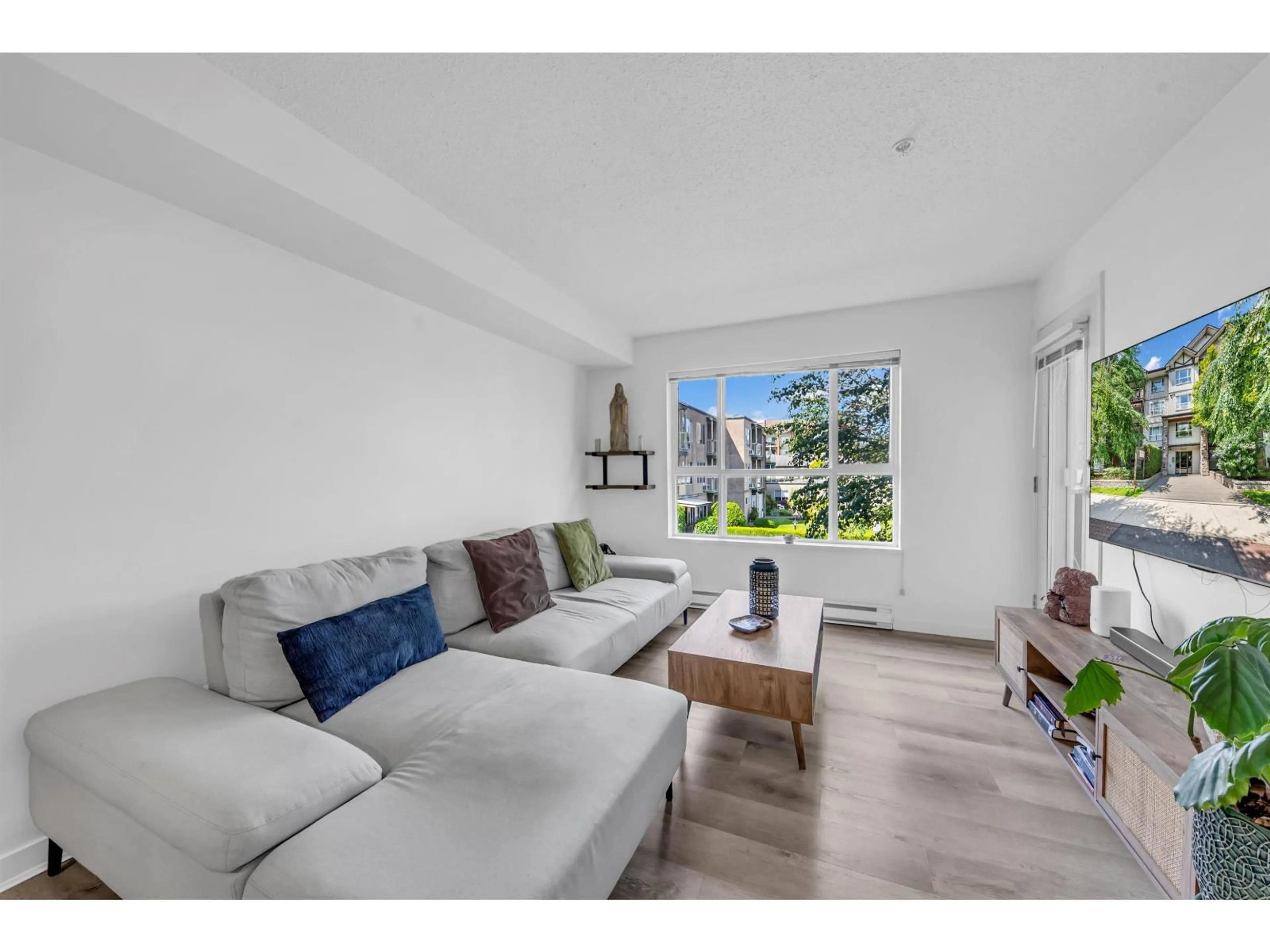 Living room with furniture, unknown for 209 - 5465 203 STREET, Langley British Columbia V3A9L8