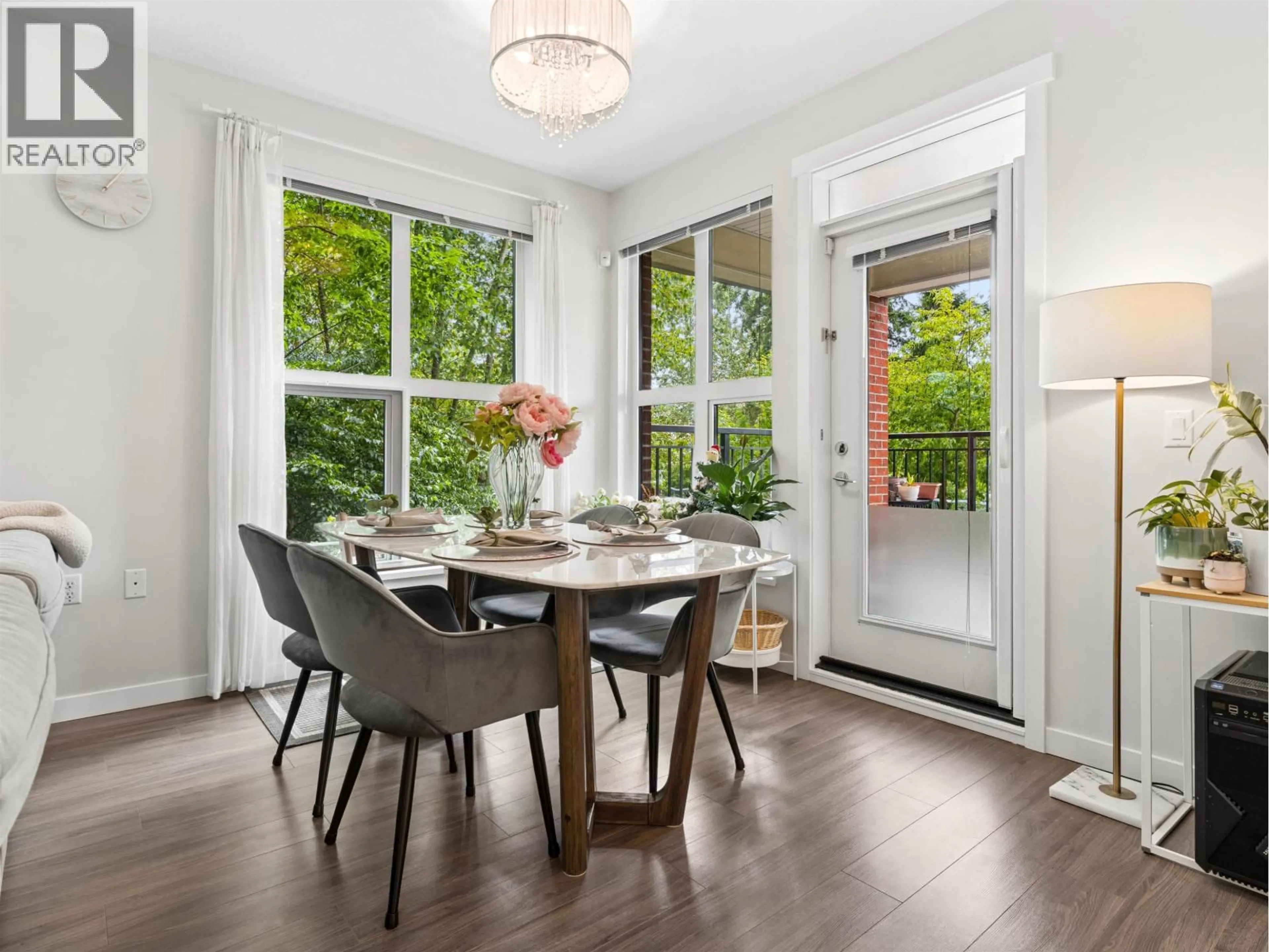 Dining room, wood/laminate floor for 133 - 9551 ALEXANDRA ROAD, Richmond British Columbia V6X0S6