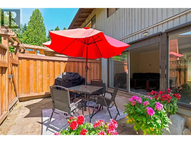 3023 CENTAURUS DRIVE, Burnaby 2