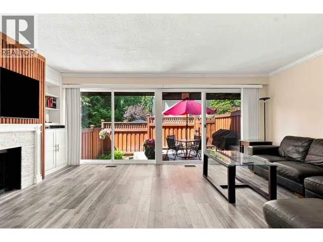 3023 CENTAURUS DRIVE, Burnaby 5