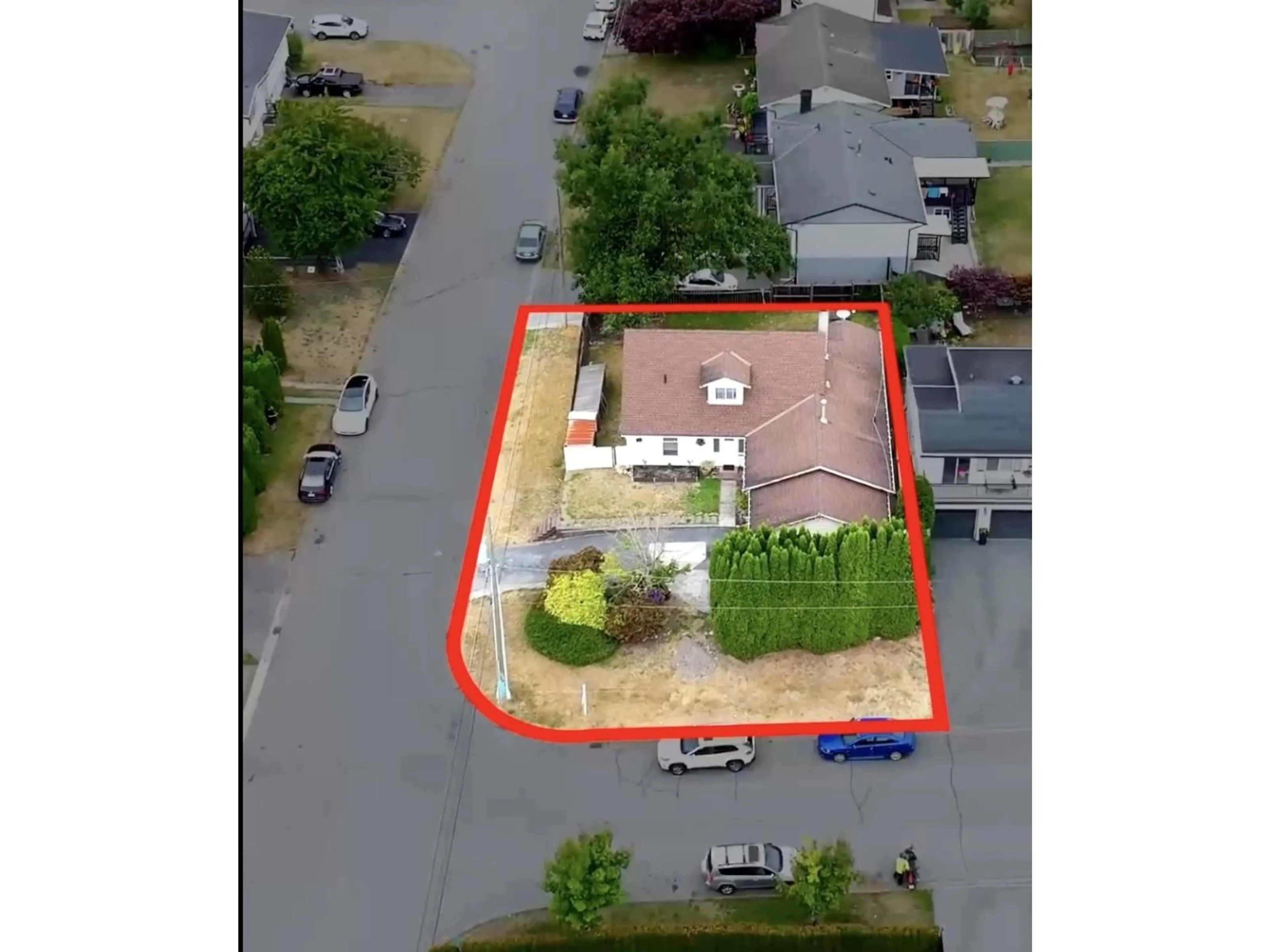 A pic from outside/outdoor area/front of a property/back of a property/a pic from drone, street for 11565 77A AVENUE, Delta British Columbia V4C1M6