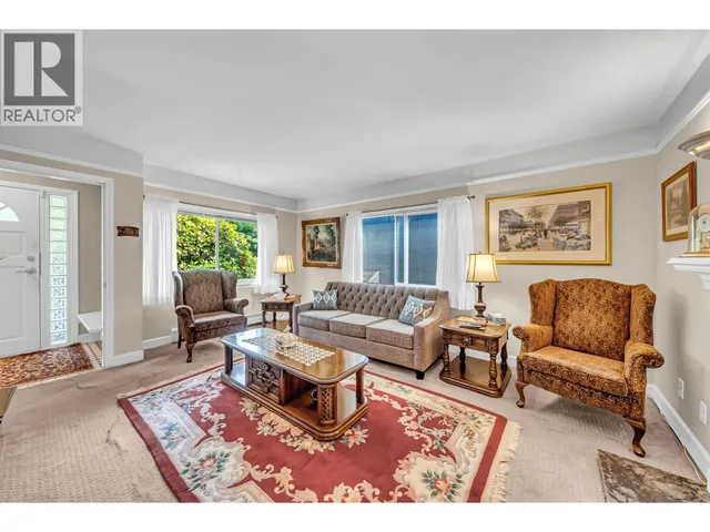 2474 5TH AVENUE, Vancouver 4