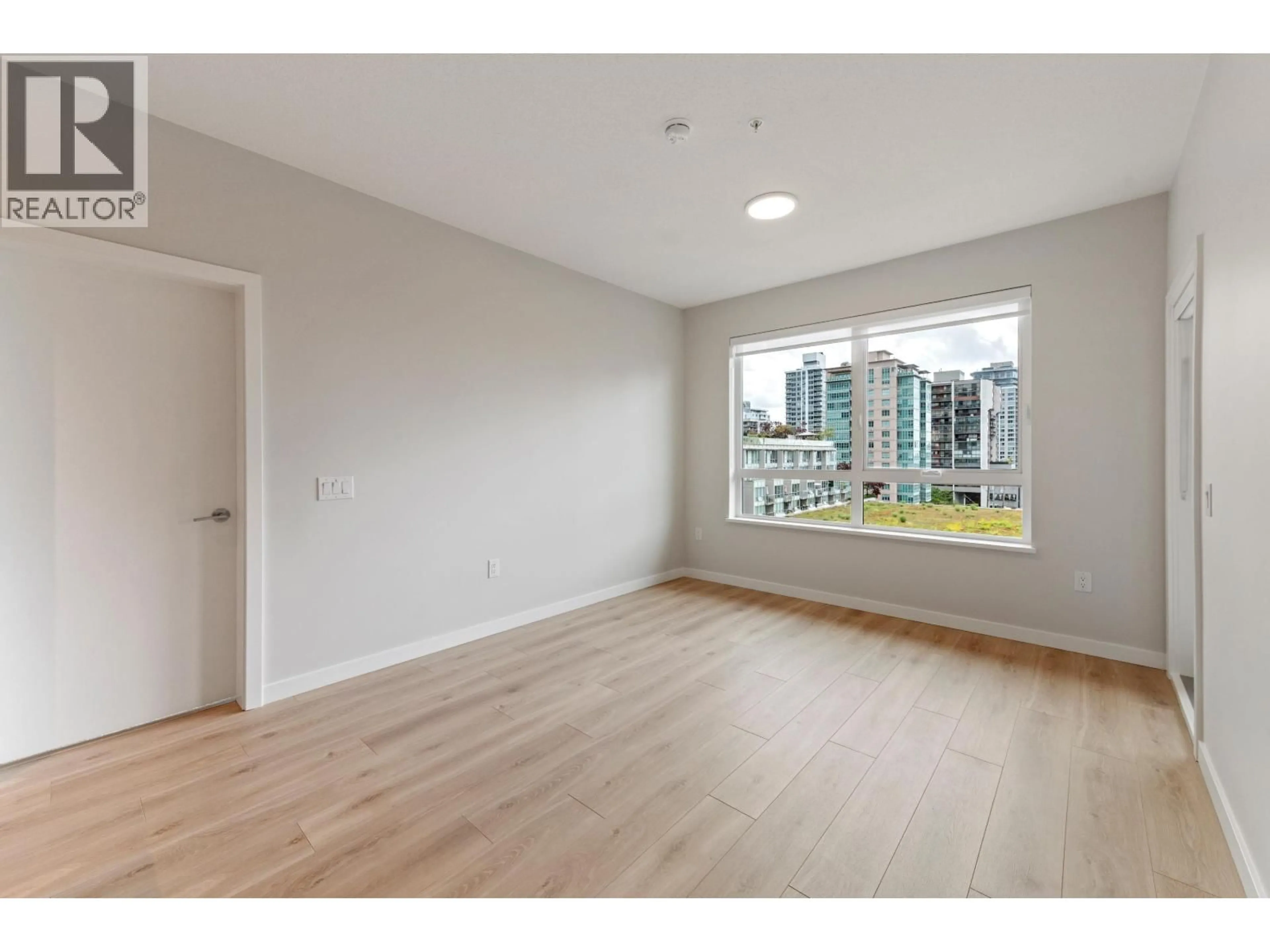 A pic of a room for 602 - 110 17TH STREET, North Vancouver British Columbia V7L0K4