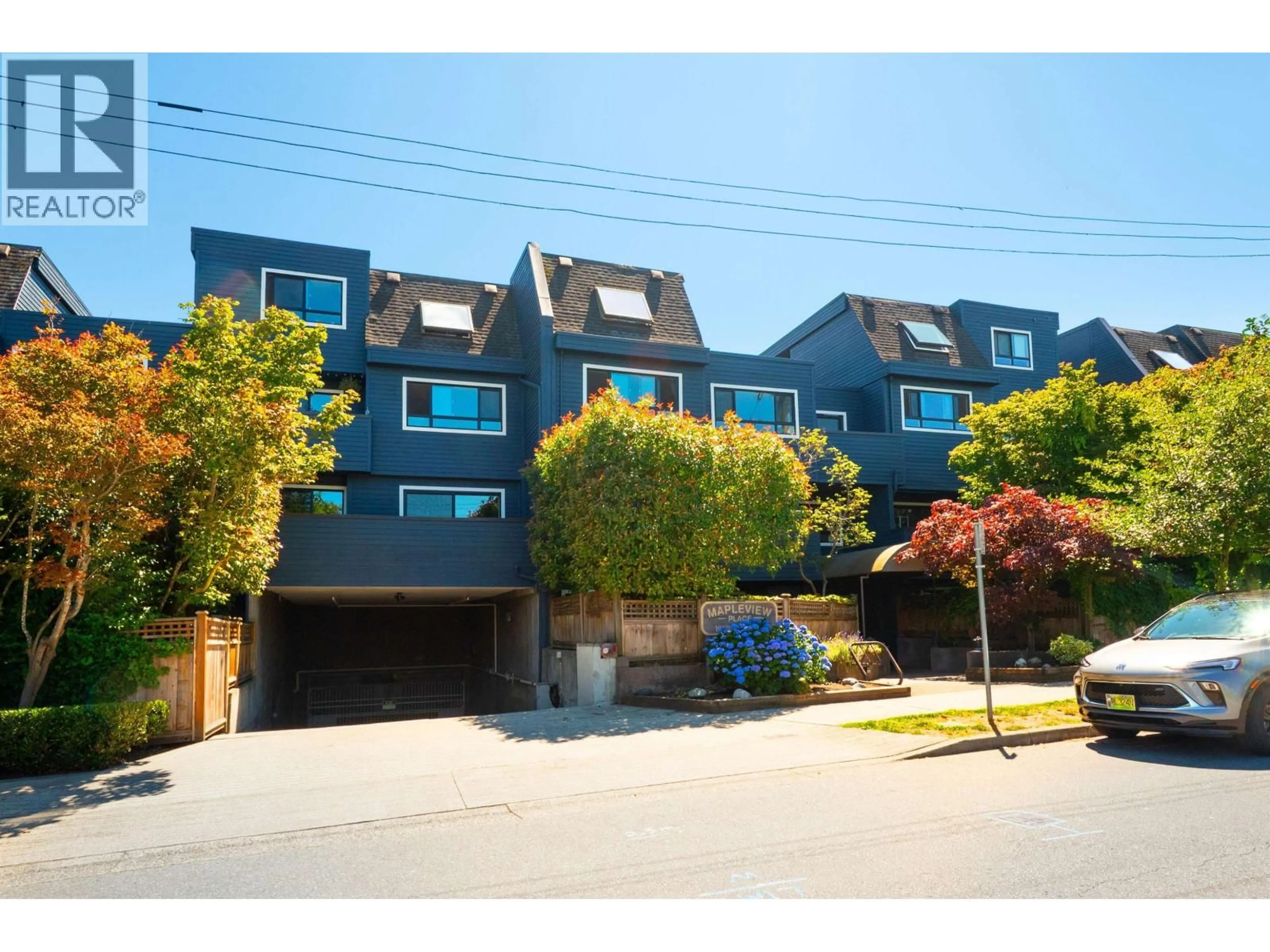Unknown for 207 - 1990 6TH AVENUE, Vancouver British Columbia V6J4V4