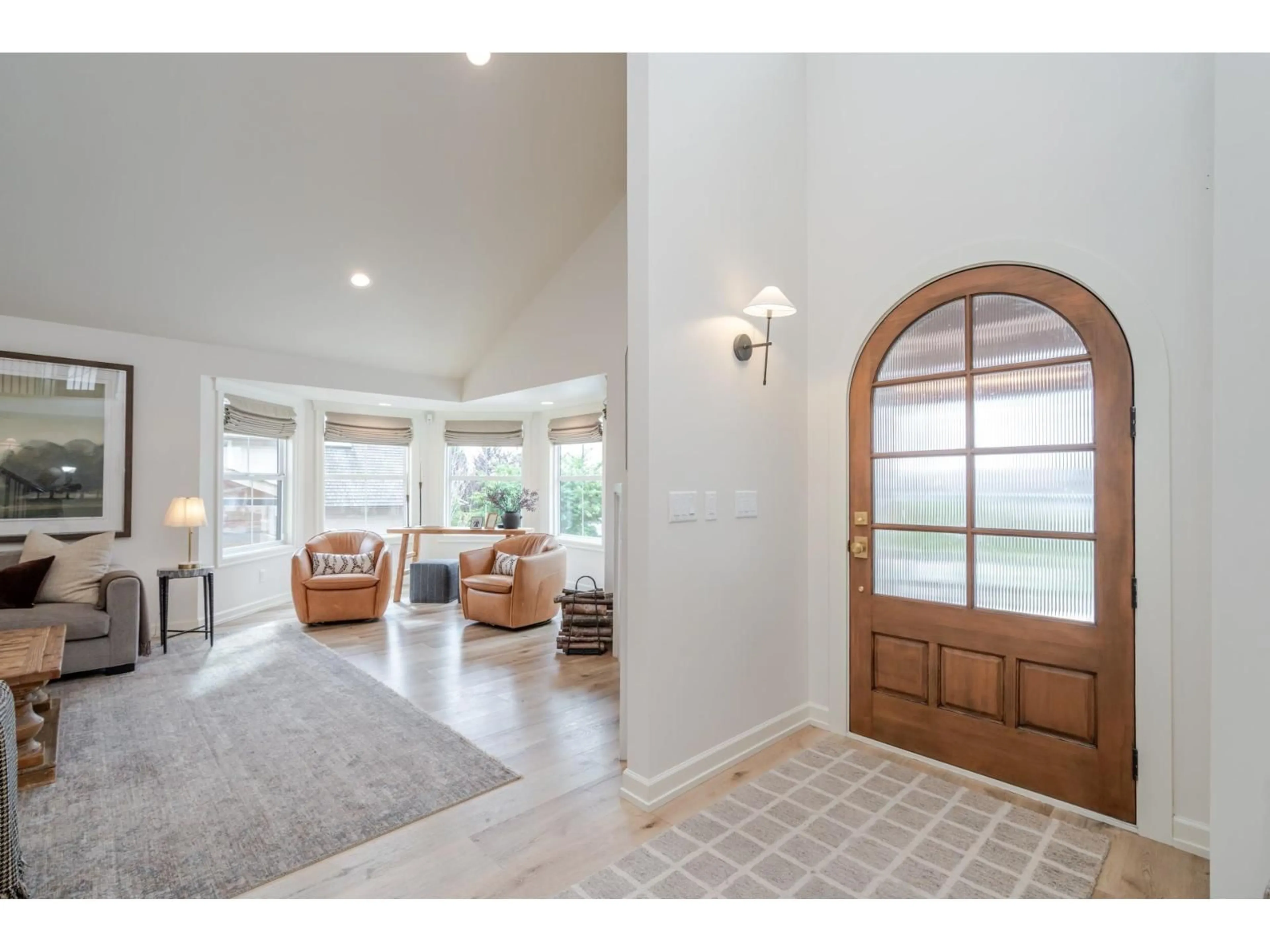 Indoor entryway for 5478 182 STREET, Surrey British Columbia V3S7Z3