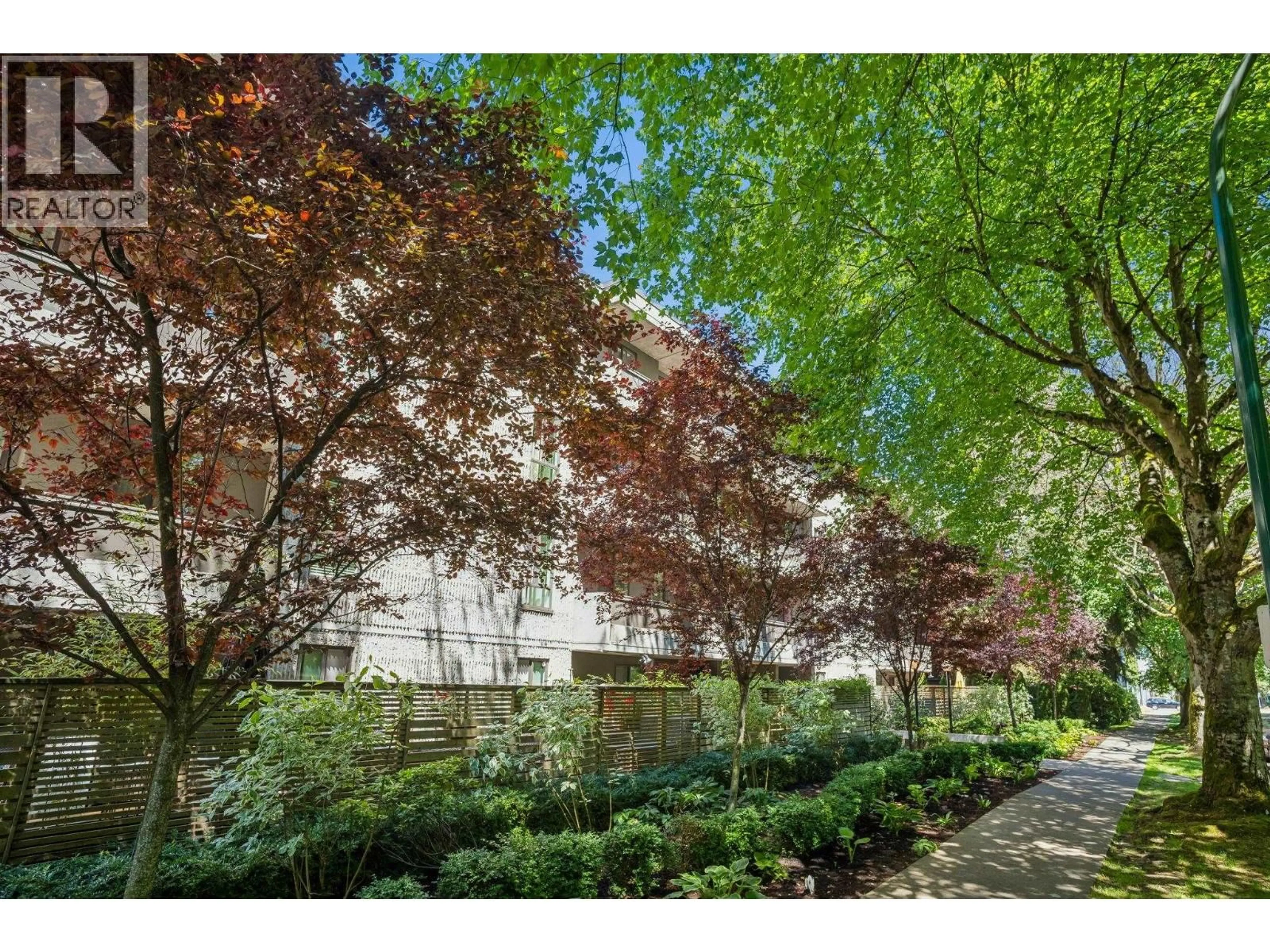 Unknown for 202 - 1867 3RD AVENUE, Vancouver British Columbia V6J1K9