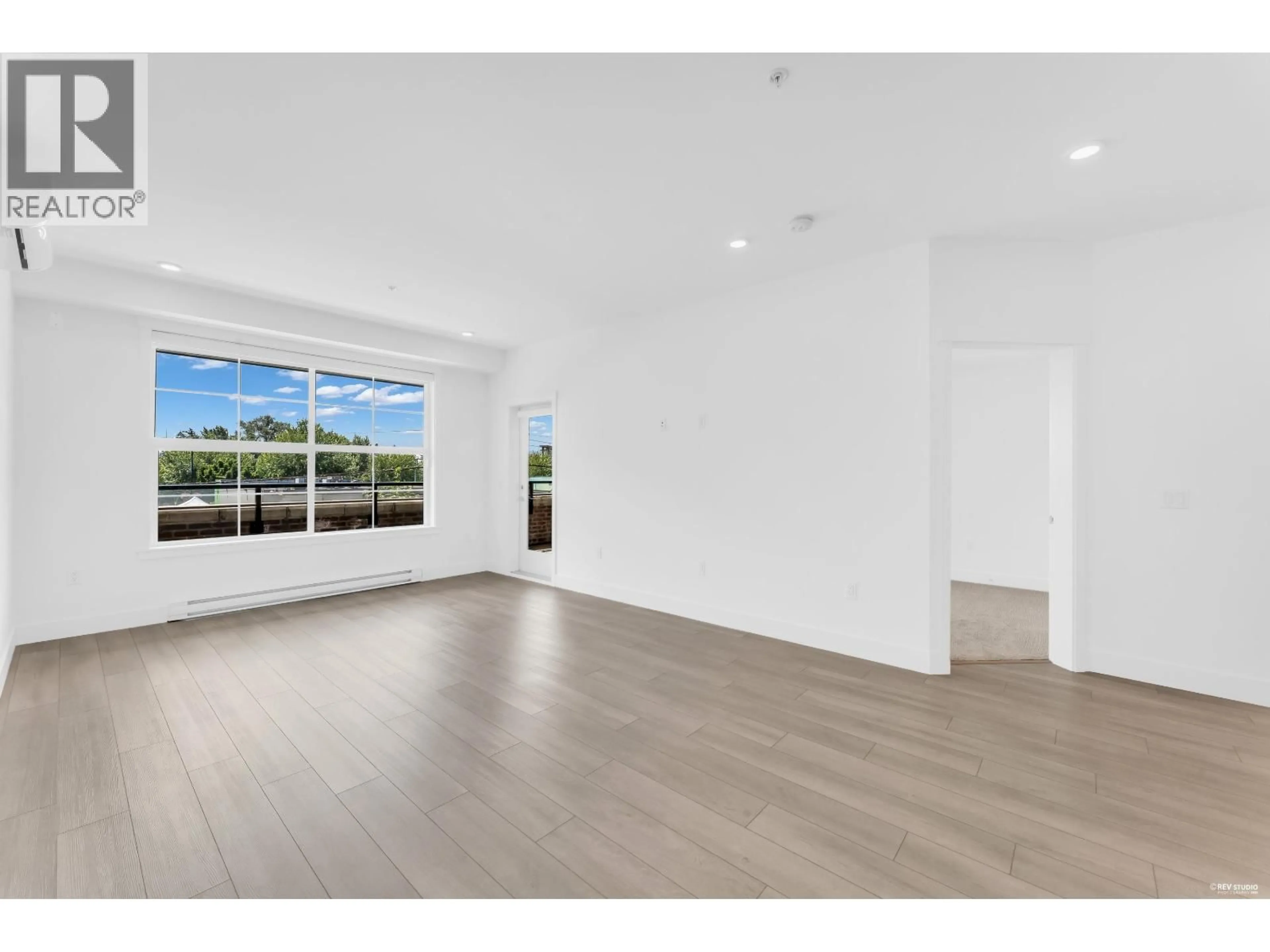A pic of a room for 204 - 22633 SELKIRK AVENUE, Maple Ridge British Columbia V2X1C7