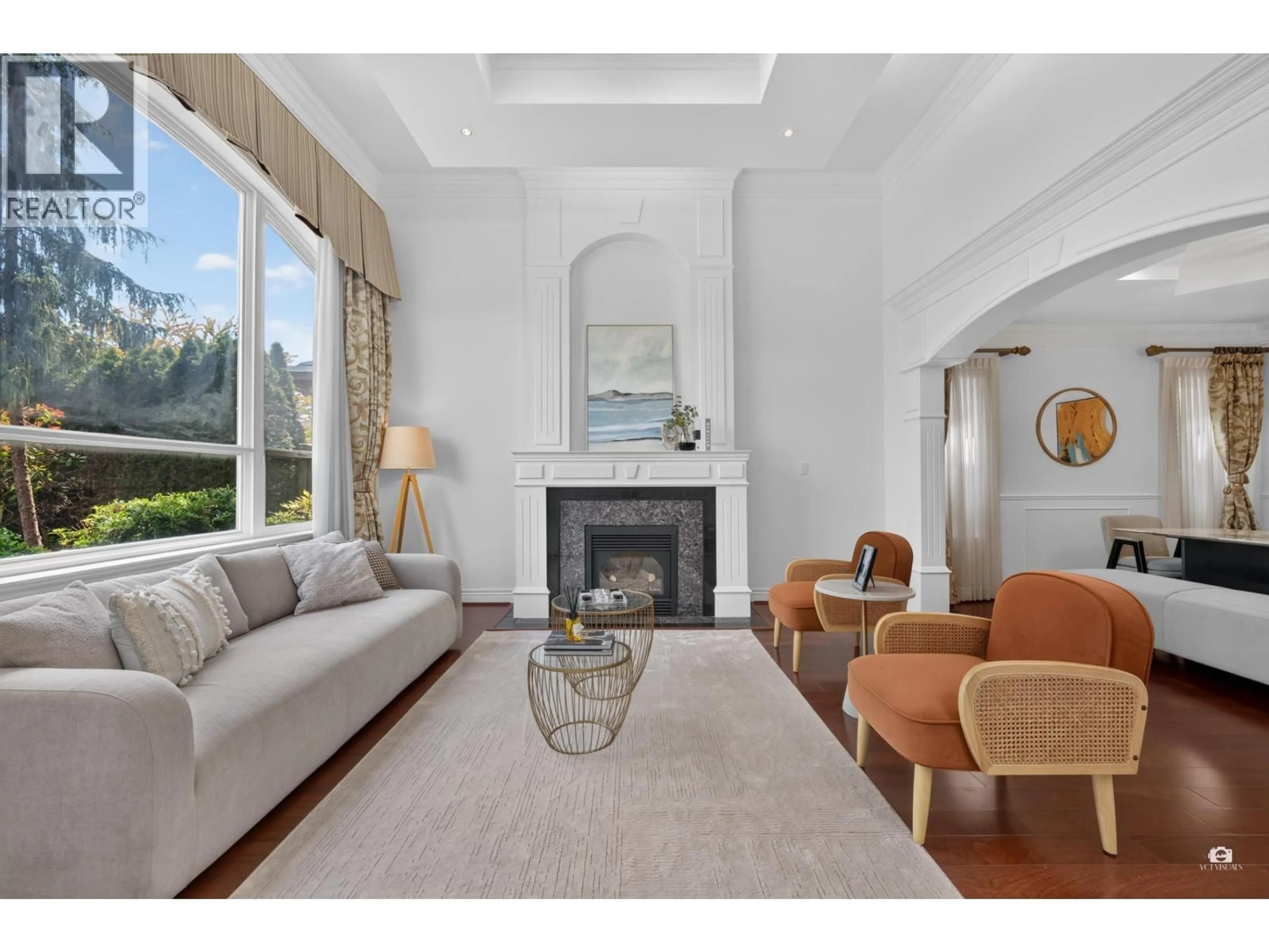 Living room with furniture, unknown for 6286 DUNSMUIR CRESCENT, Richmond British Columbia V7C5R6
