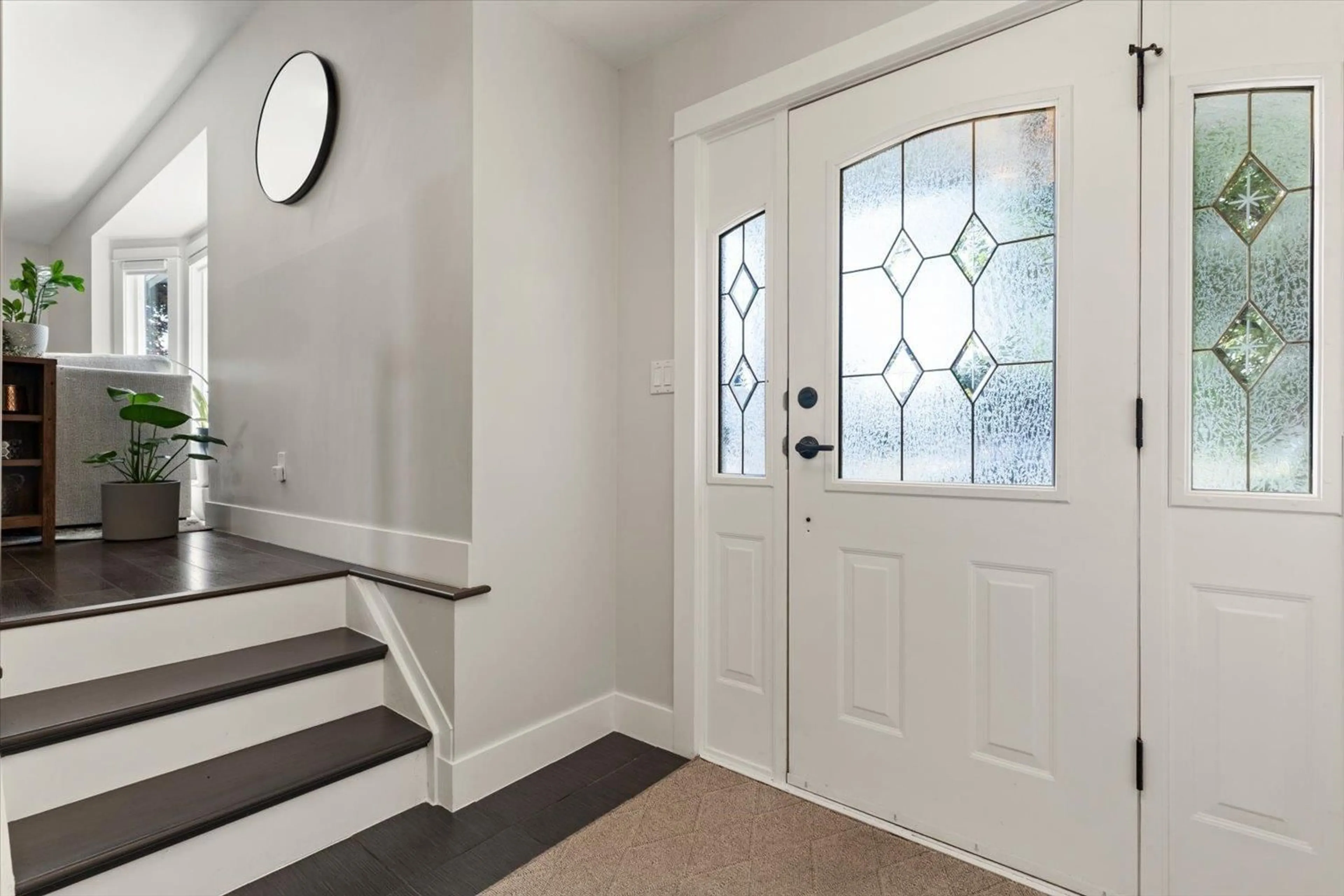 Indoor entryway for 26549 29B AVENUE, Langley British Columbia V4W3B5