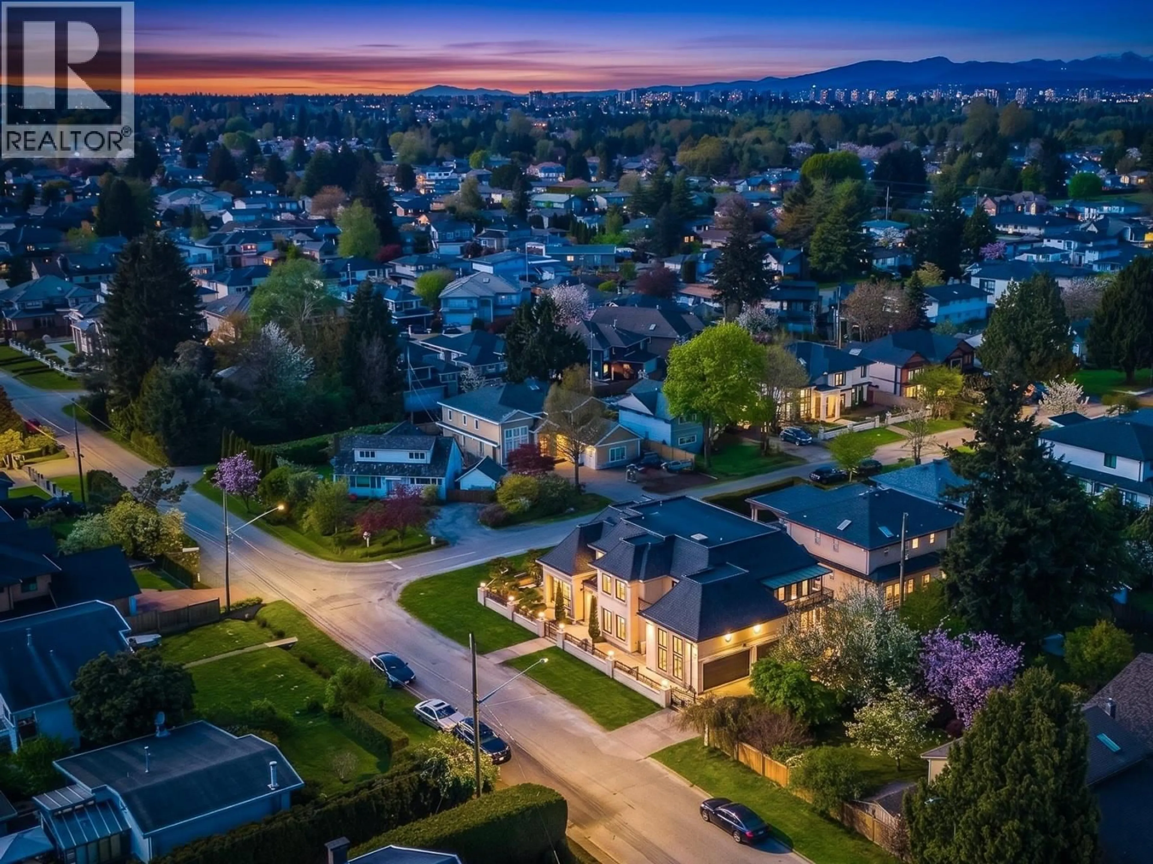 A pic from outside/outdoor area/front of a property/back of a property/a pic from drone, mountain view for 11699 SEATON ROAD, Richmond British Columbia V7A5J8