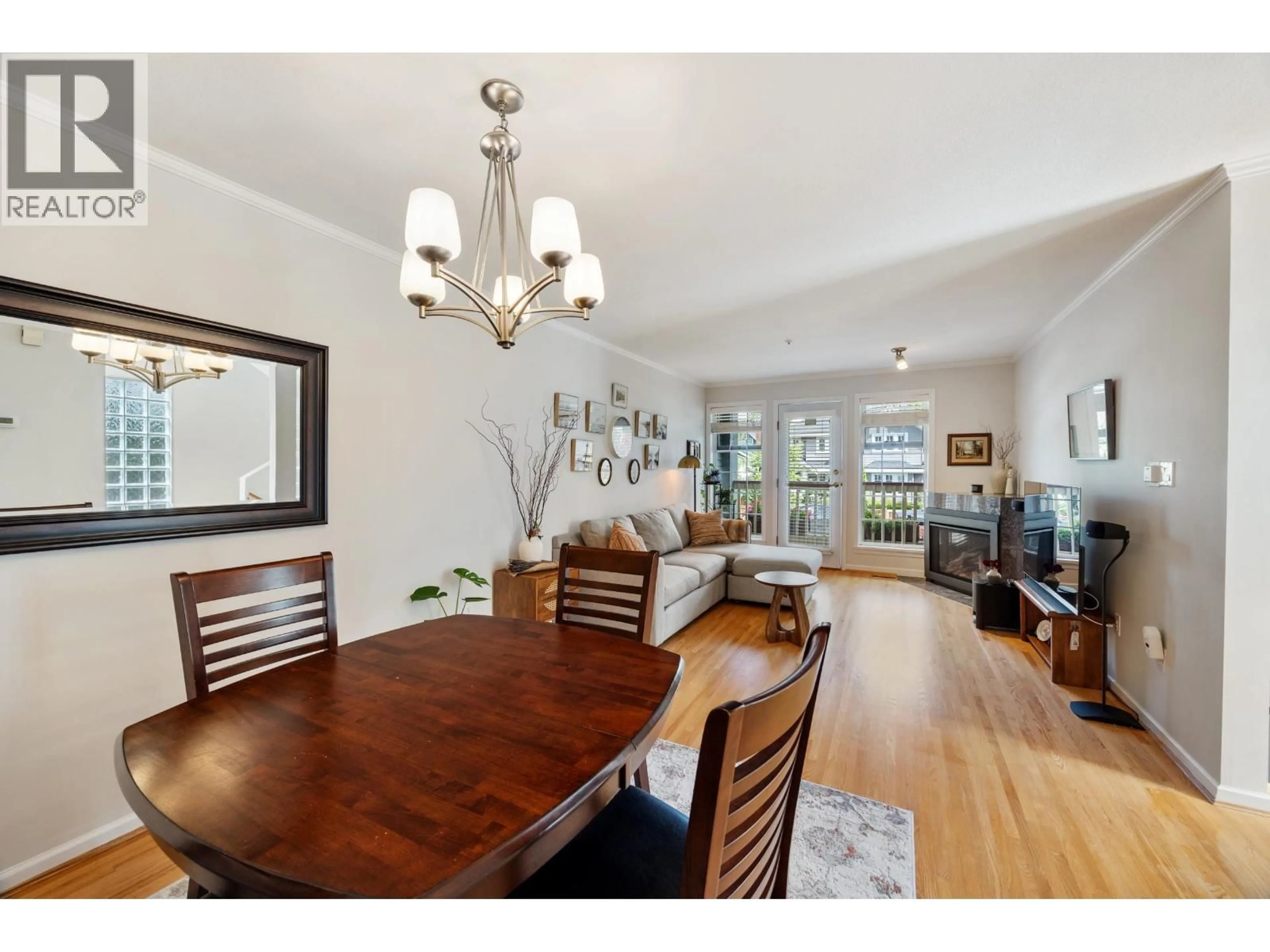 Dining room, wood/laminate floor for 3608 7TH AVENUE, Vancouver British Columbia V6R1W4
